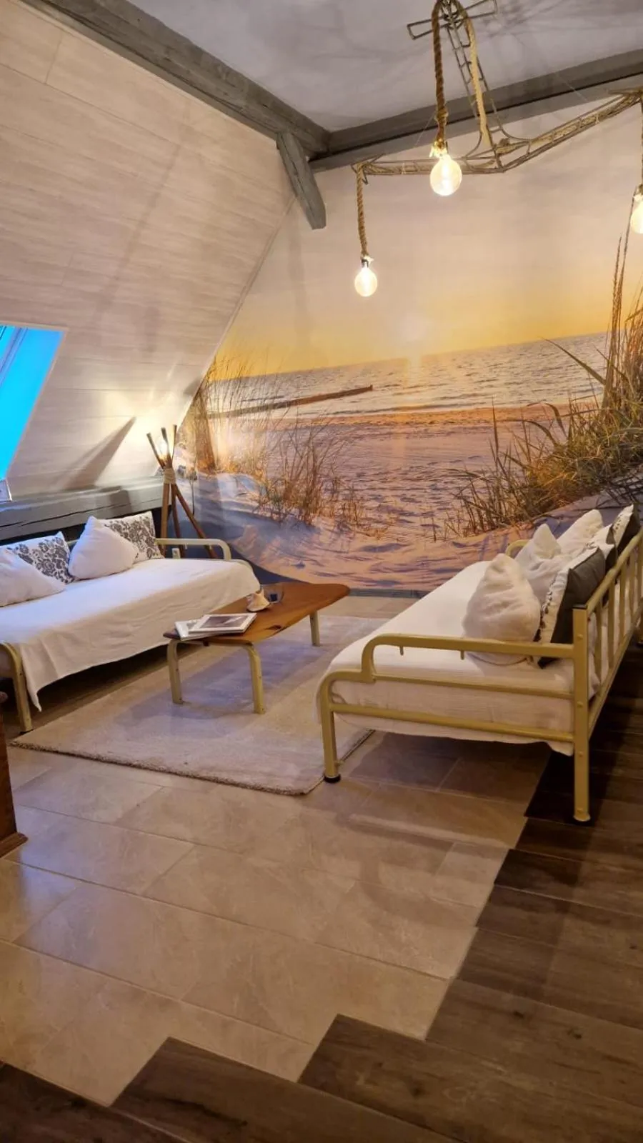 Living room, Bed in Apartmenthaus in Walle