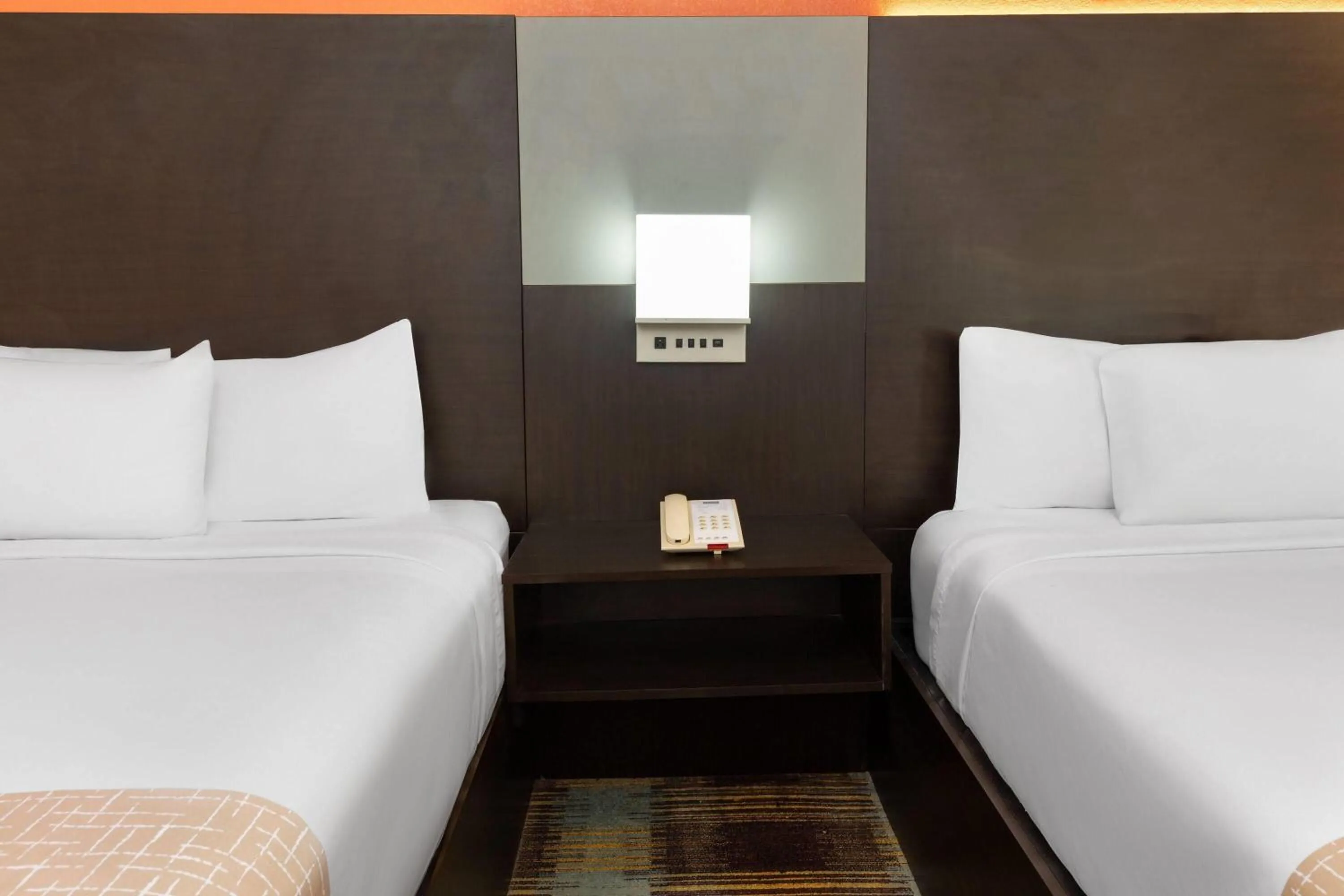 Photo of the whole room, Bed in Travelodge by Wyndham New Braunfels