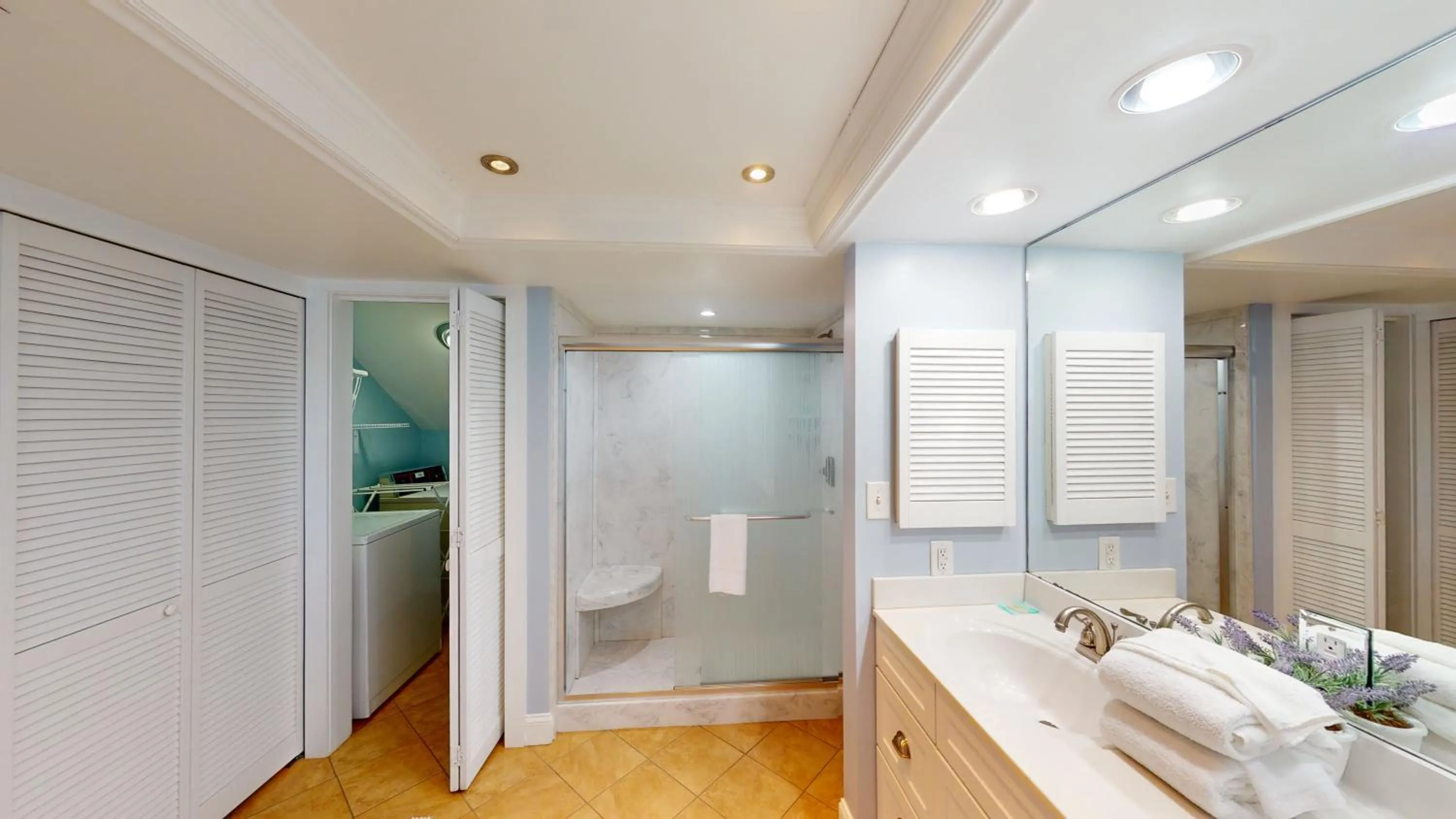 Bathroom in Litchfield Beach & Golf Resort