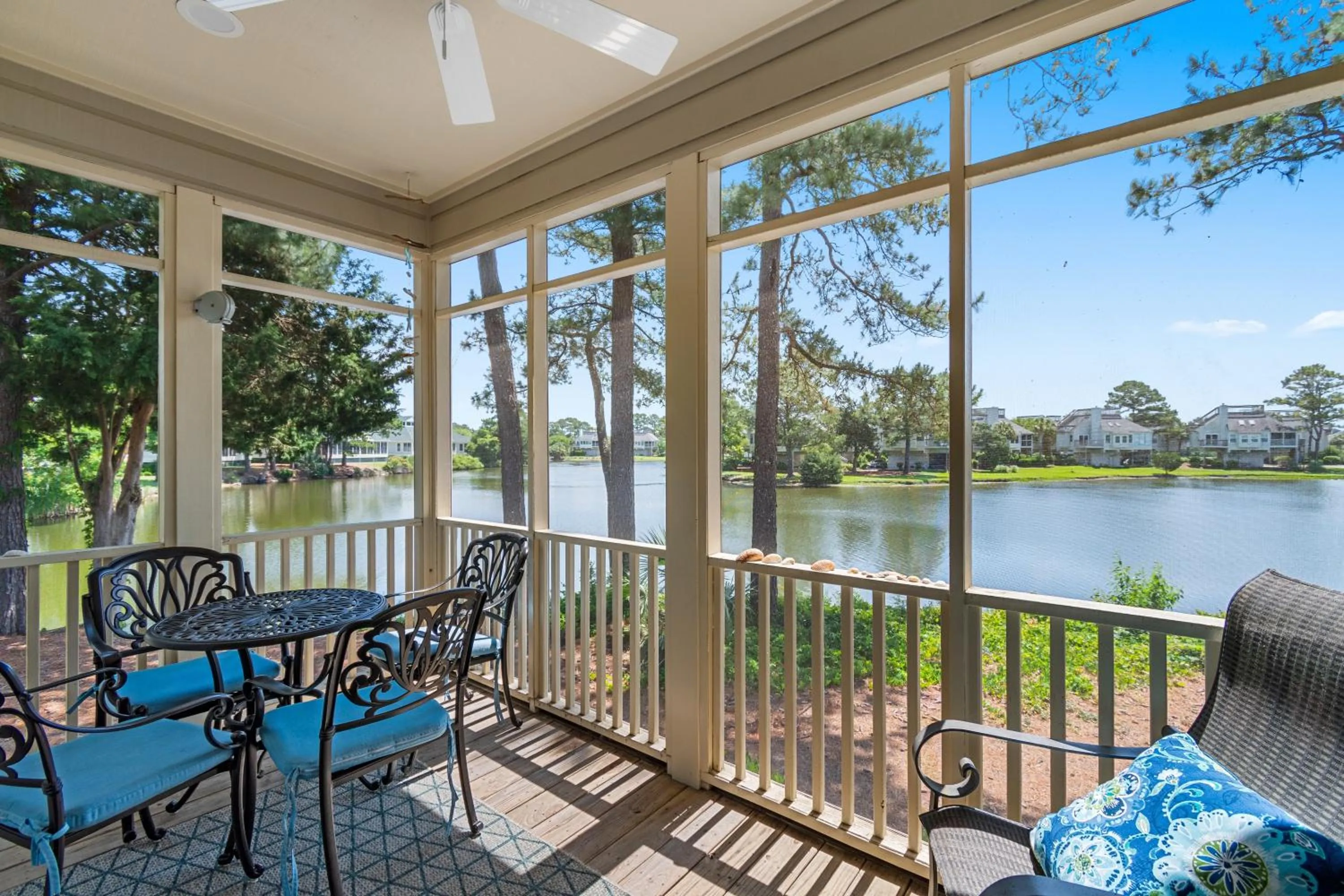 Balcony/Terrace in Litchfield Beach & Golf Resort