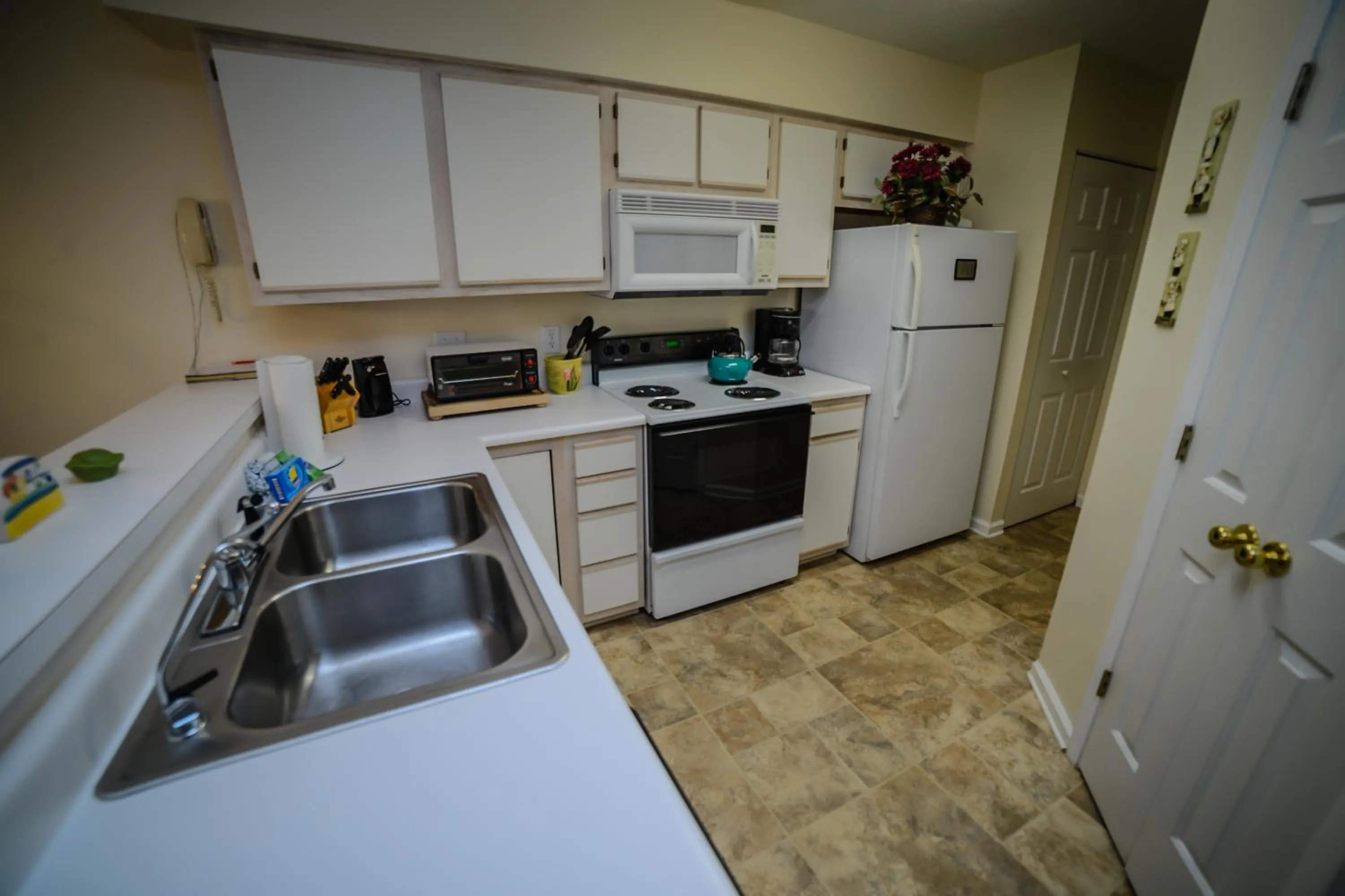 Kitchen or kitchenette in Litchfield Beach & Golf Resort