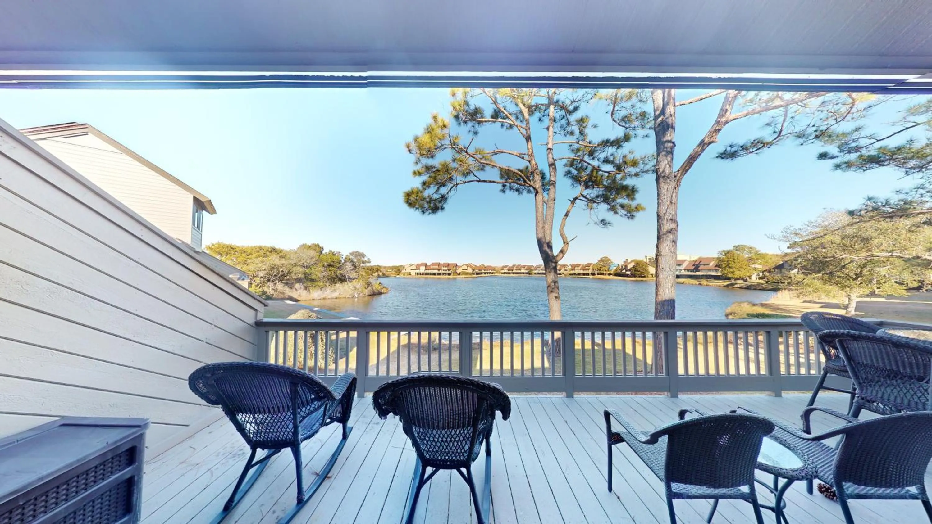 Balcony/Terrace in Litchfield Beach & Golf Resort