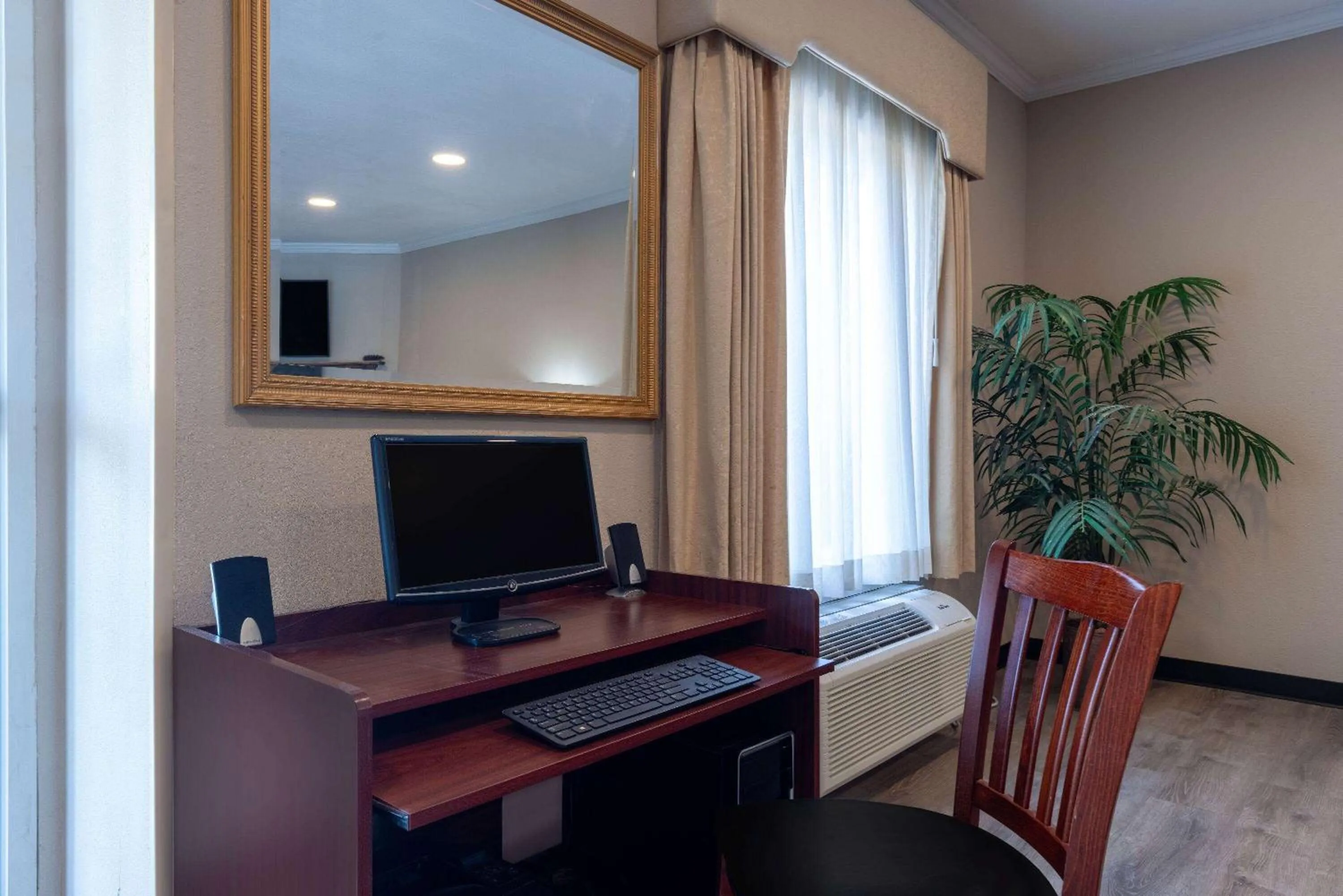 Business facilities in Baymont by Wyndham Kirksville University Area