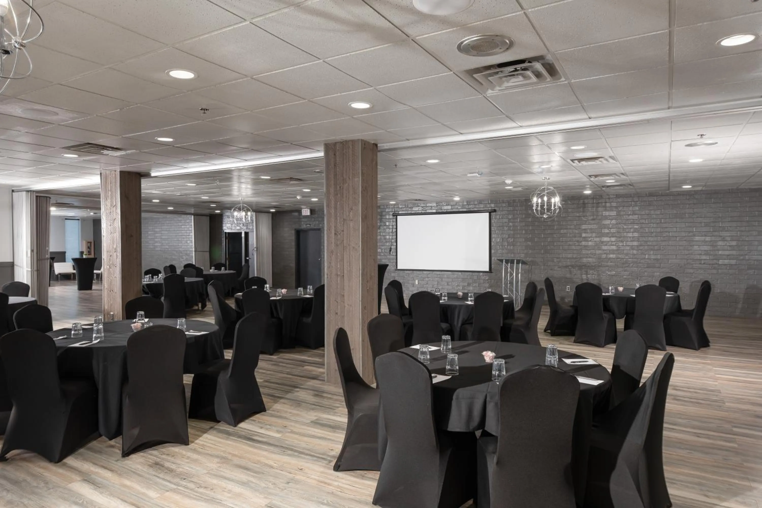 Meeting/conference room in Harbor Shores on Lake Geneva