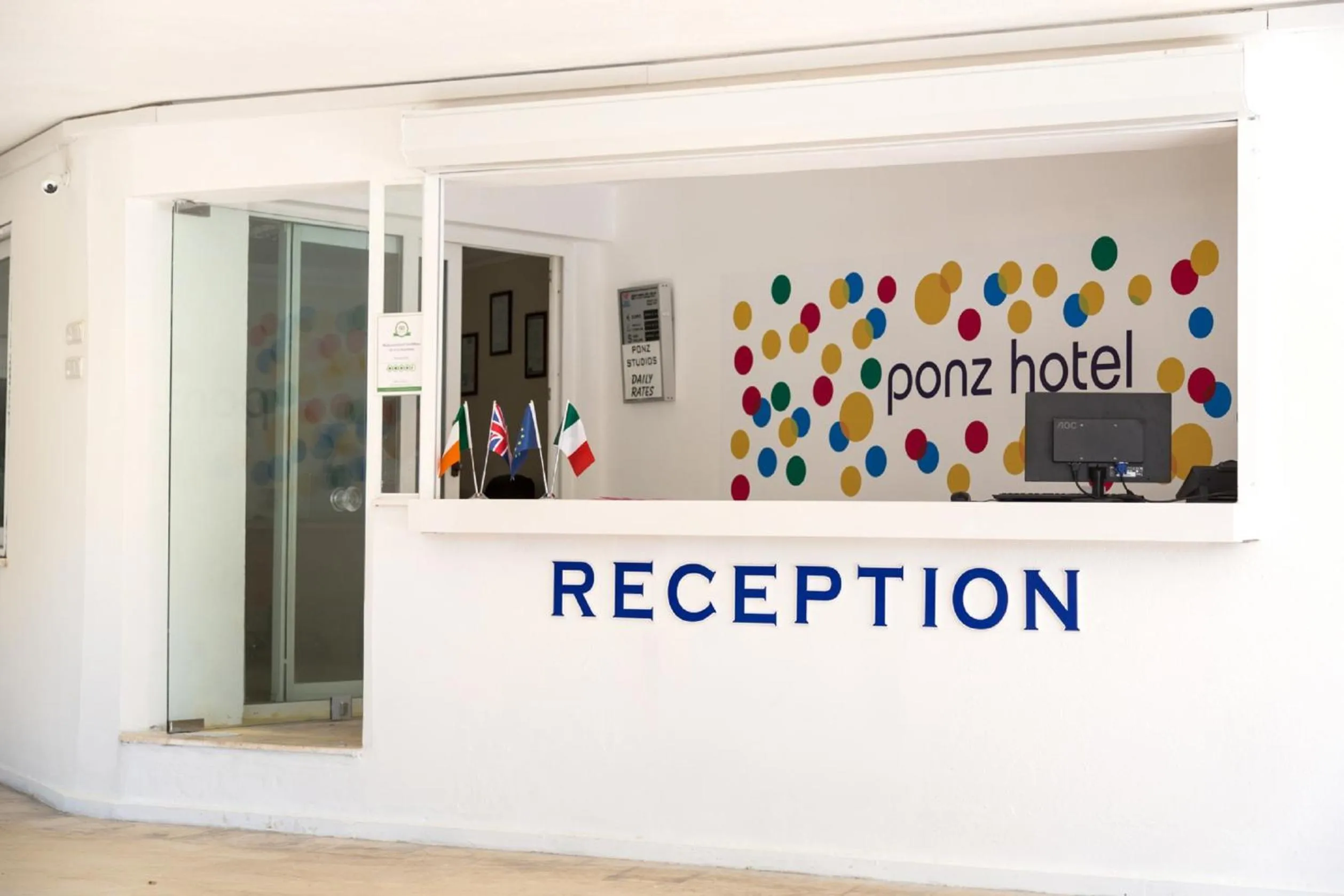 Lobby or reception in Ponz Hotel