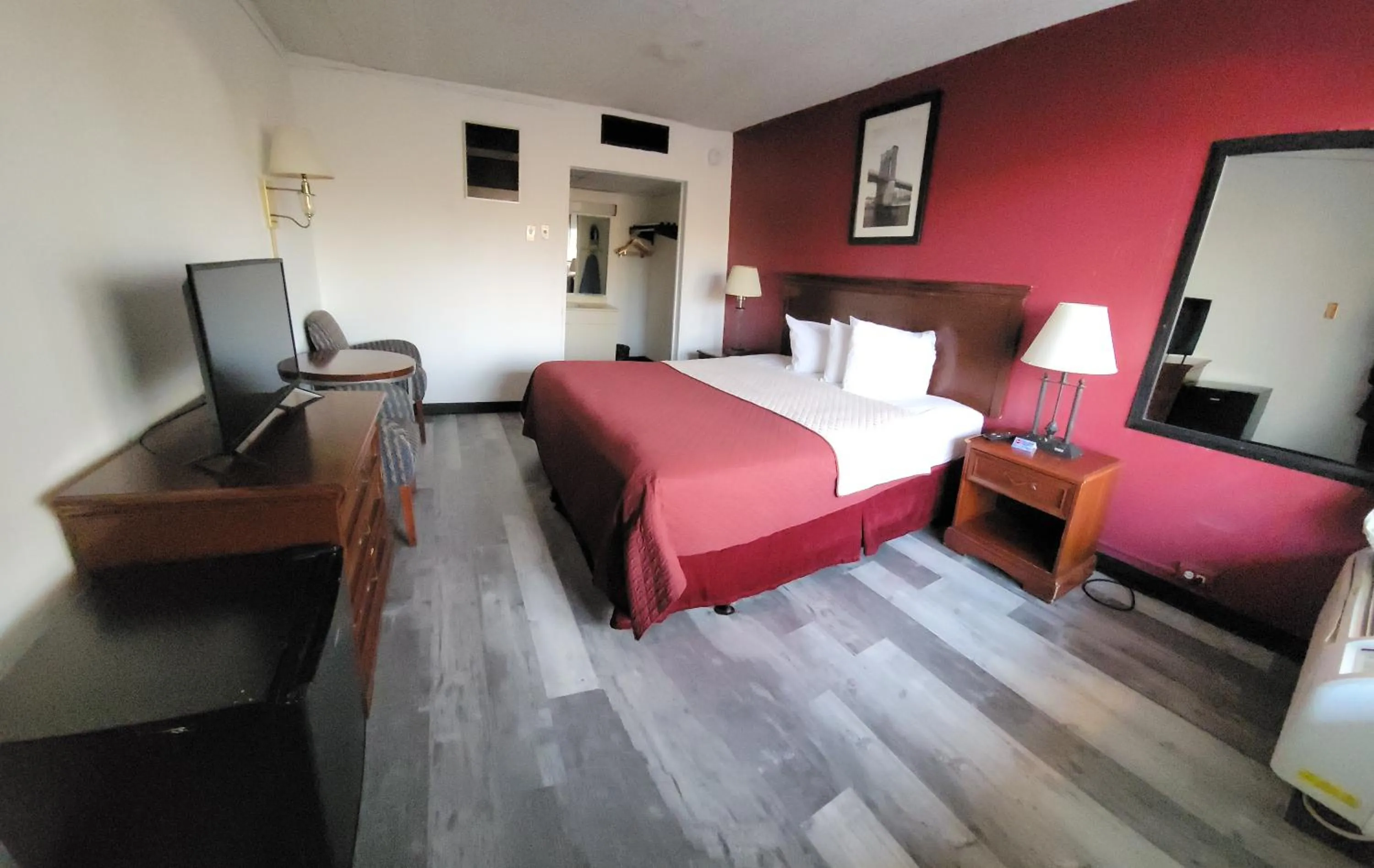 Bedroom, Bed in Newburgh Inn