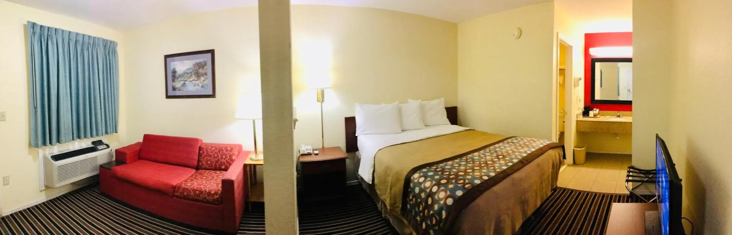 Queen Room - Non-Smoking in Suite 16 Motel Queen Room - Non-Smoking in Suite 16 Motel