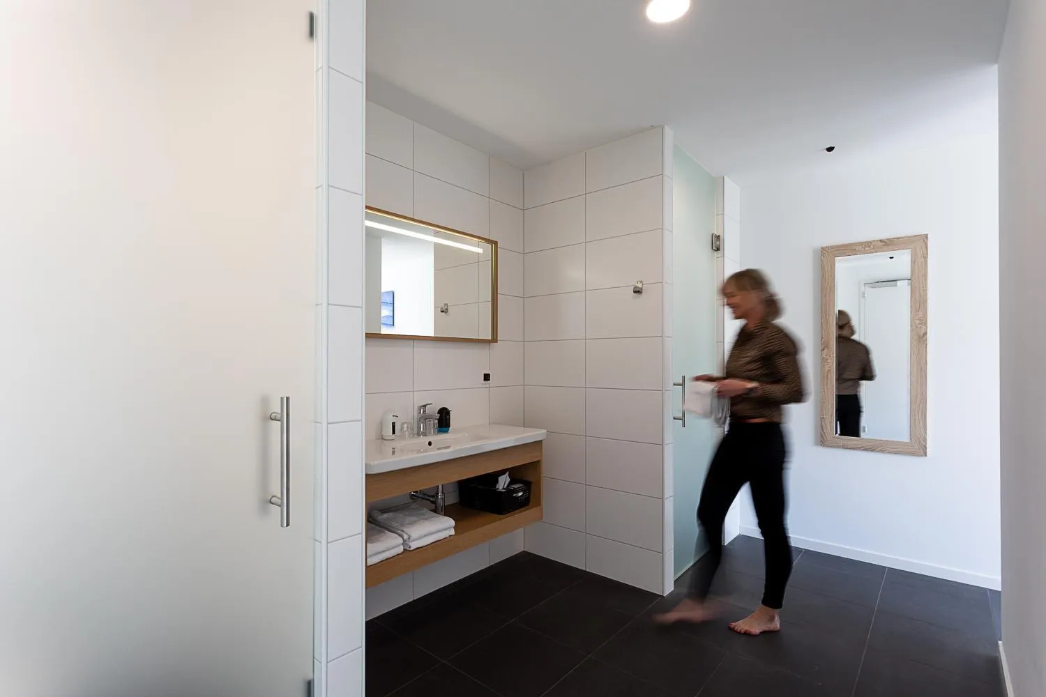 Bathroom in Duinhotel Tien Torens