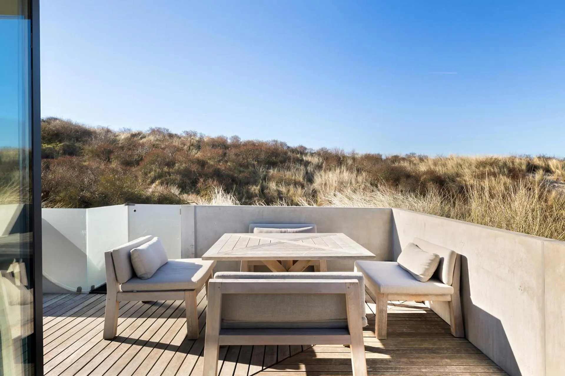 Balcony/Terrace in Duinhotel Tien Torens