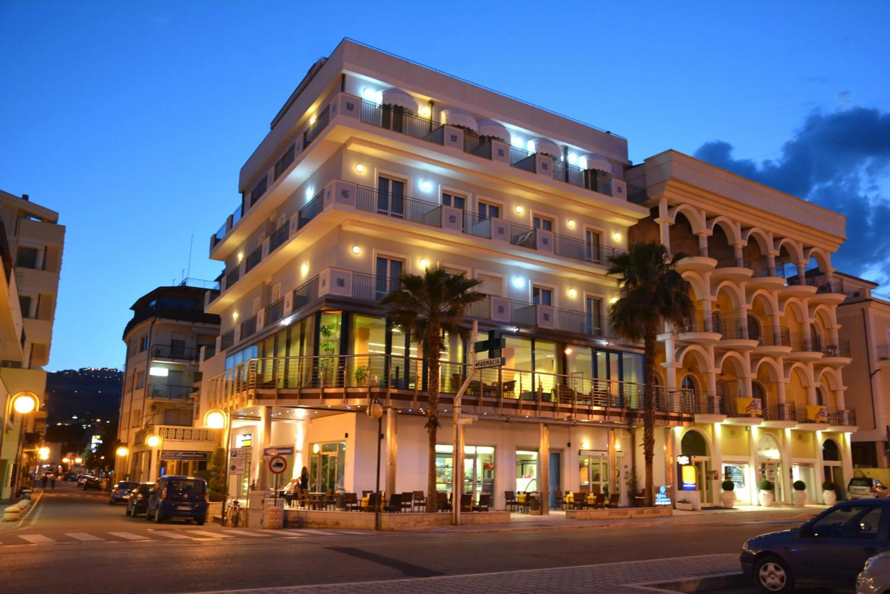 Facade/entrance in Hotel La Sirenetta