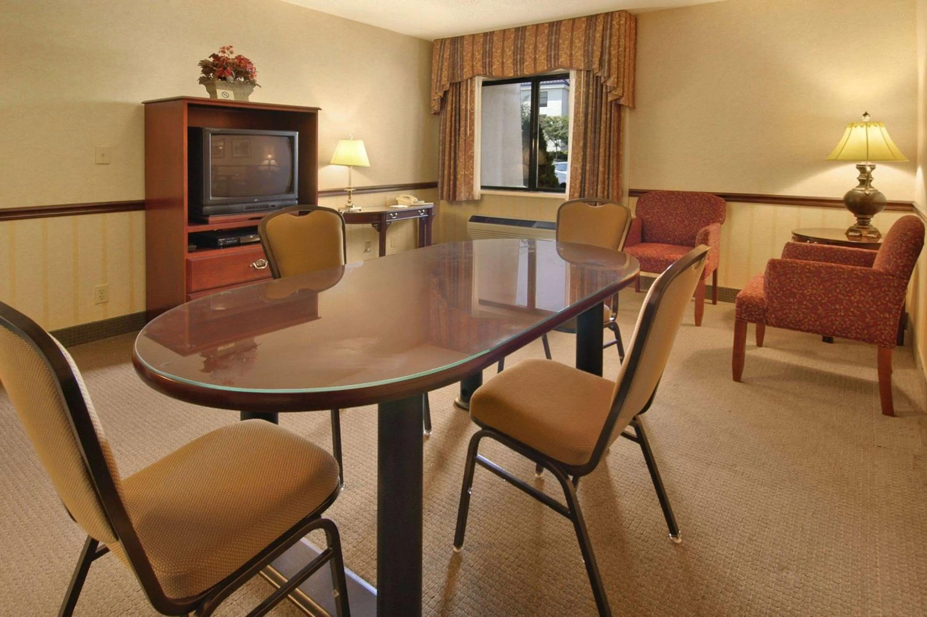 Meeting/conference room in Baymont by Wyndham Corydon