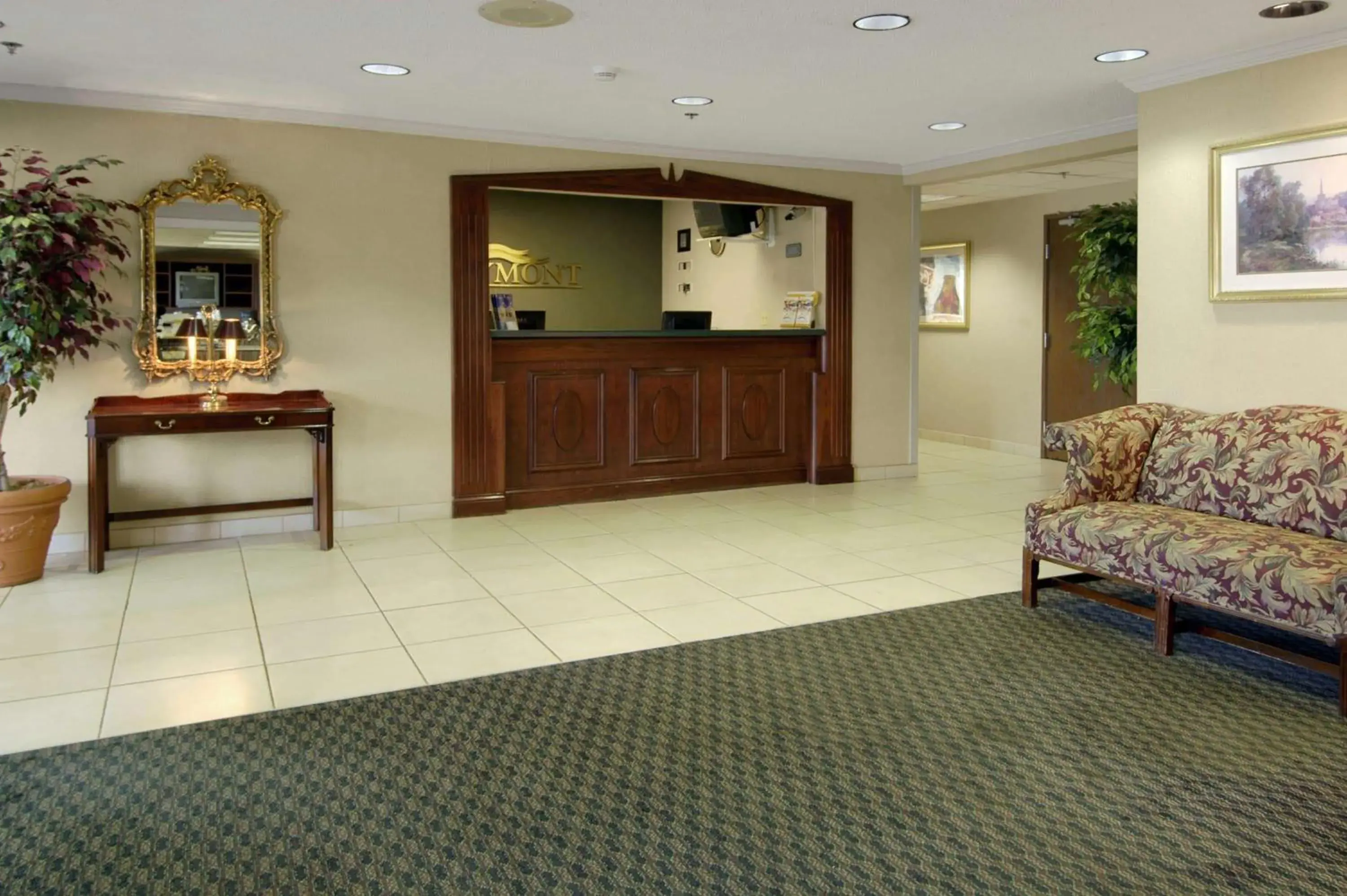 Lobby or reception in Baymont by Wyndham Corydon Lobby or reception in Baymont by Wyndham Corydon