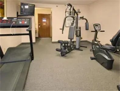 Fitness centre/facilities in Baymont by Wyndham Corydon Fitness centre/facilities in Baymont by Wyndham Corydon