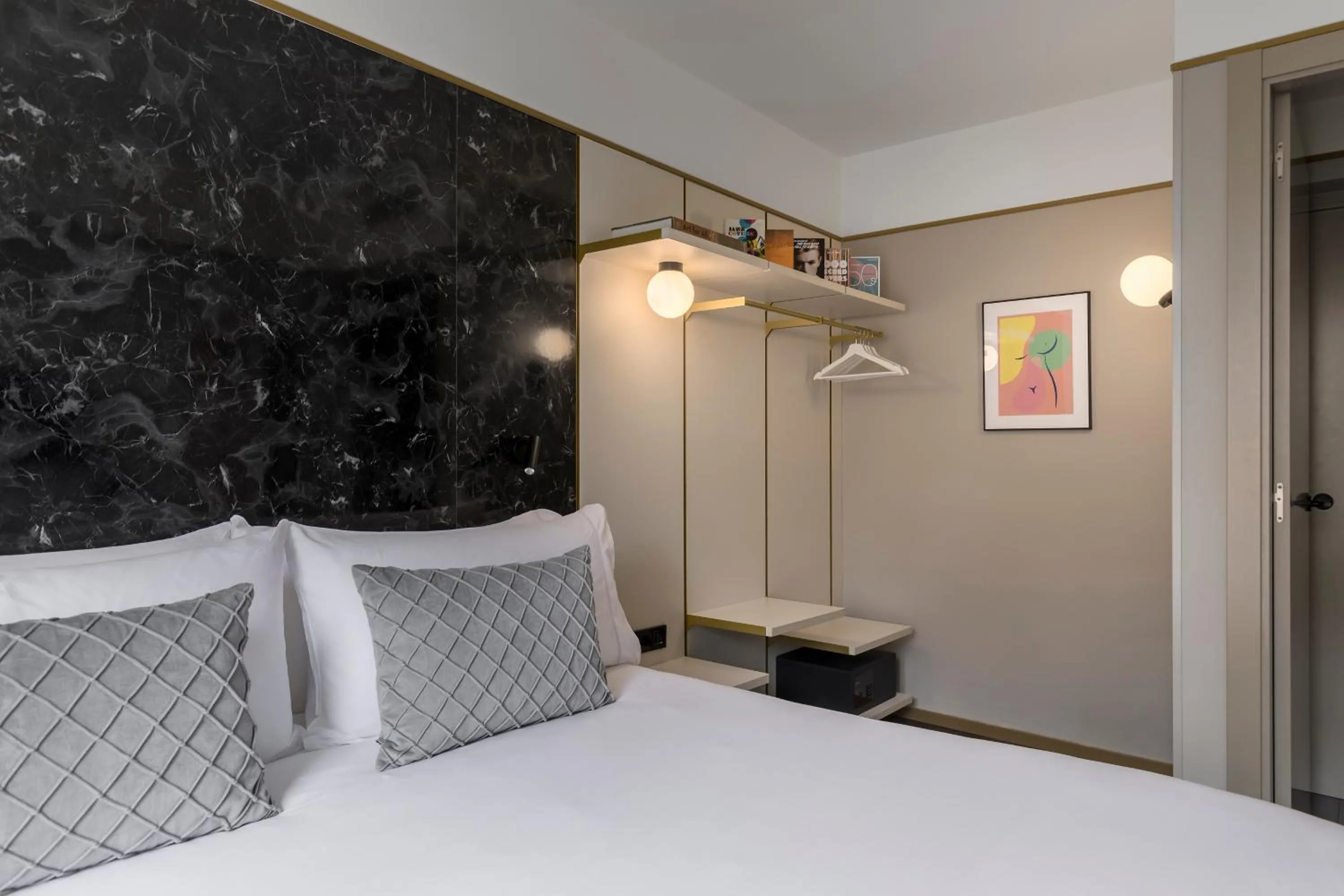 Bed in Be Mate Paseo de Gracia