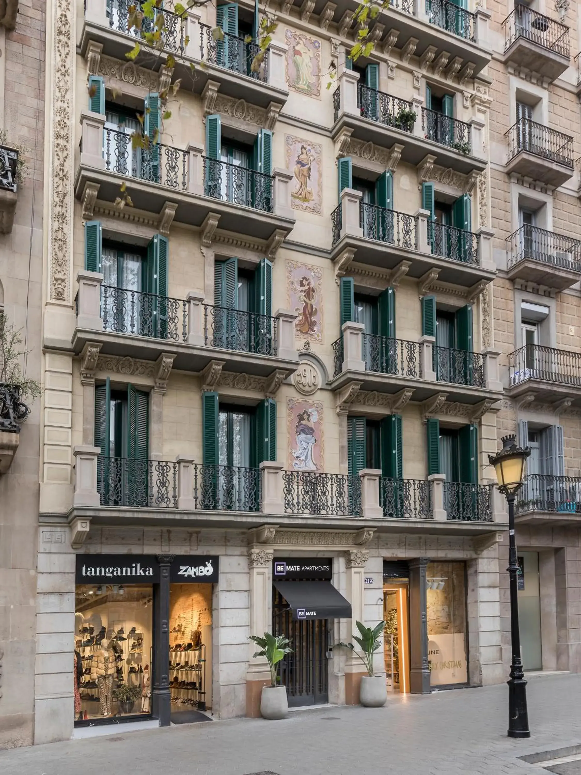 Property building in Be Mate Paseo de Gracia Property building in Be Mate Paseo de Gracia