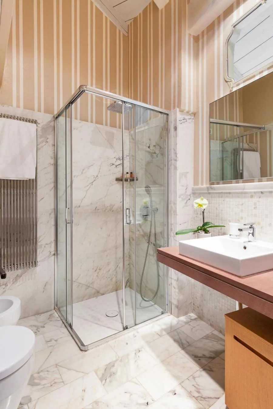 Bathroom in Hotel Pironi