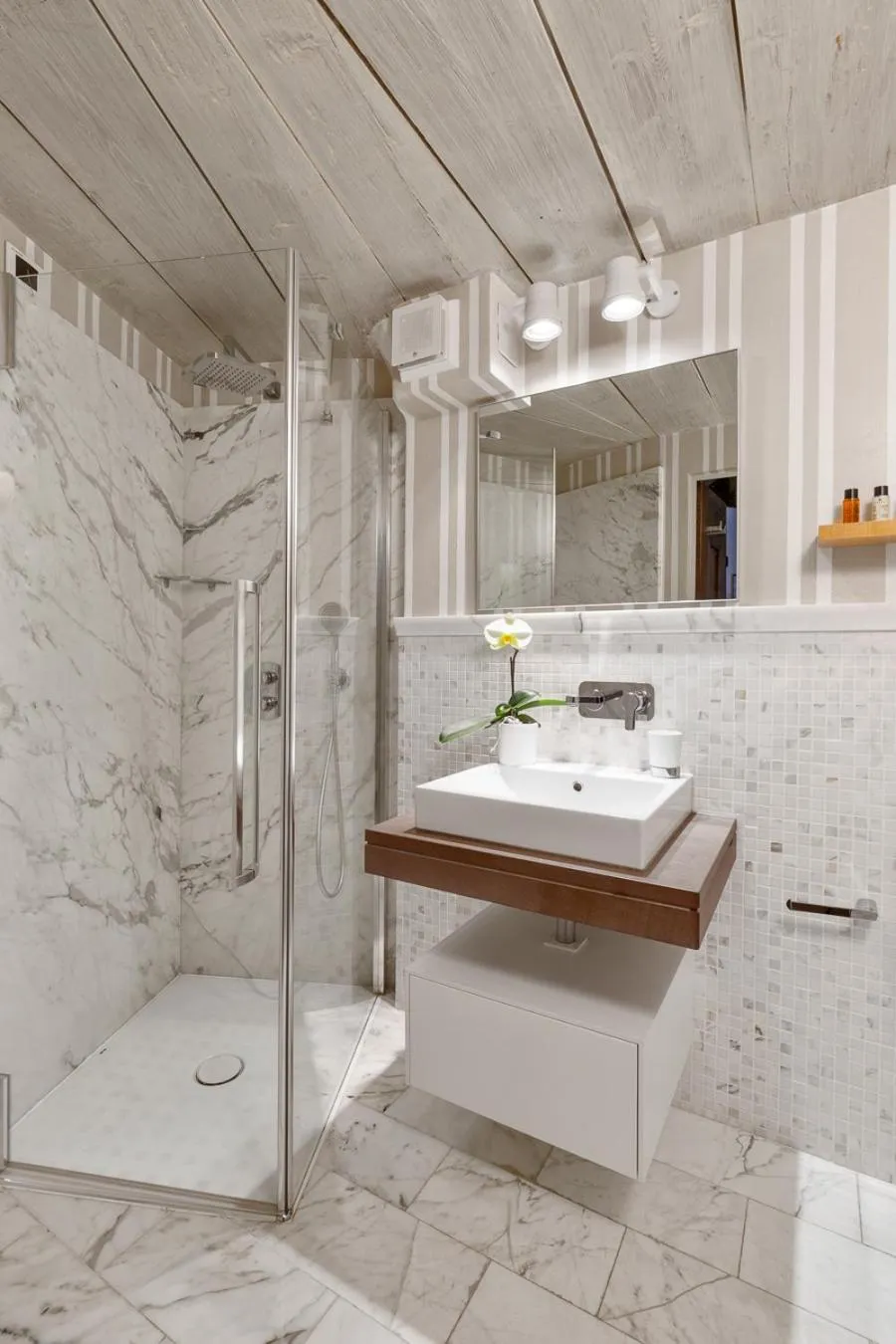 Bathroom in Hotel Pironi