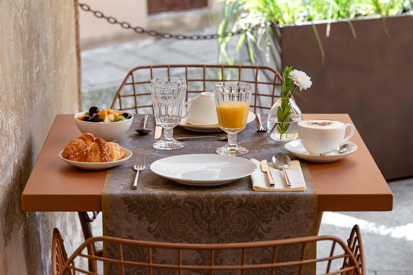 Breakfast in Hotel Pironi