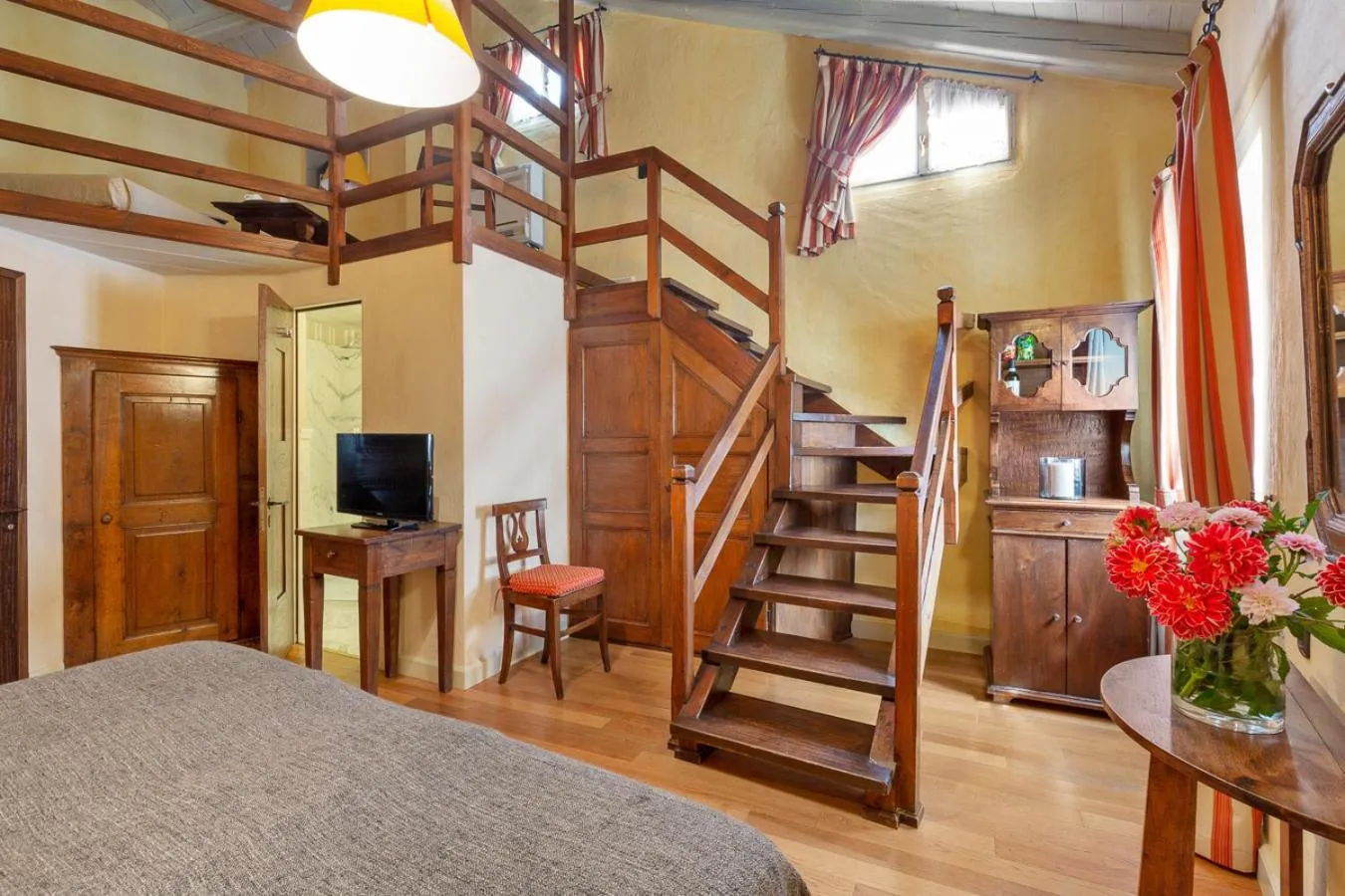 Bedroom in Hotel Pironi