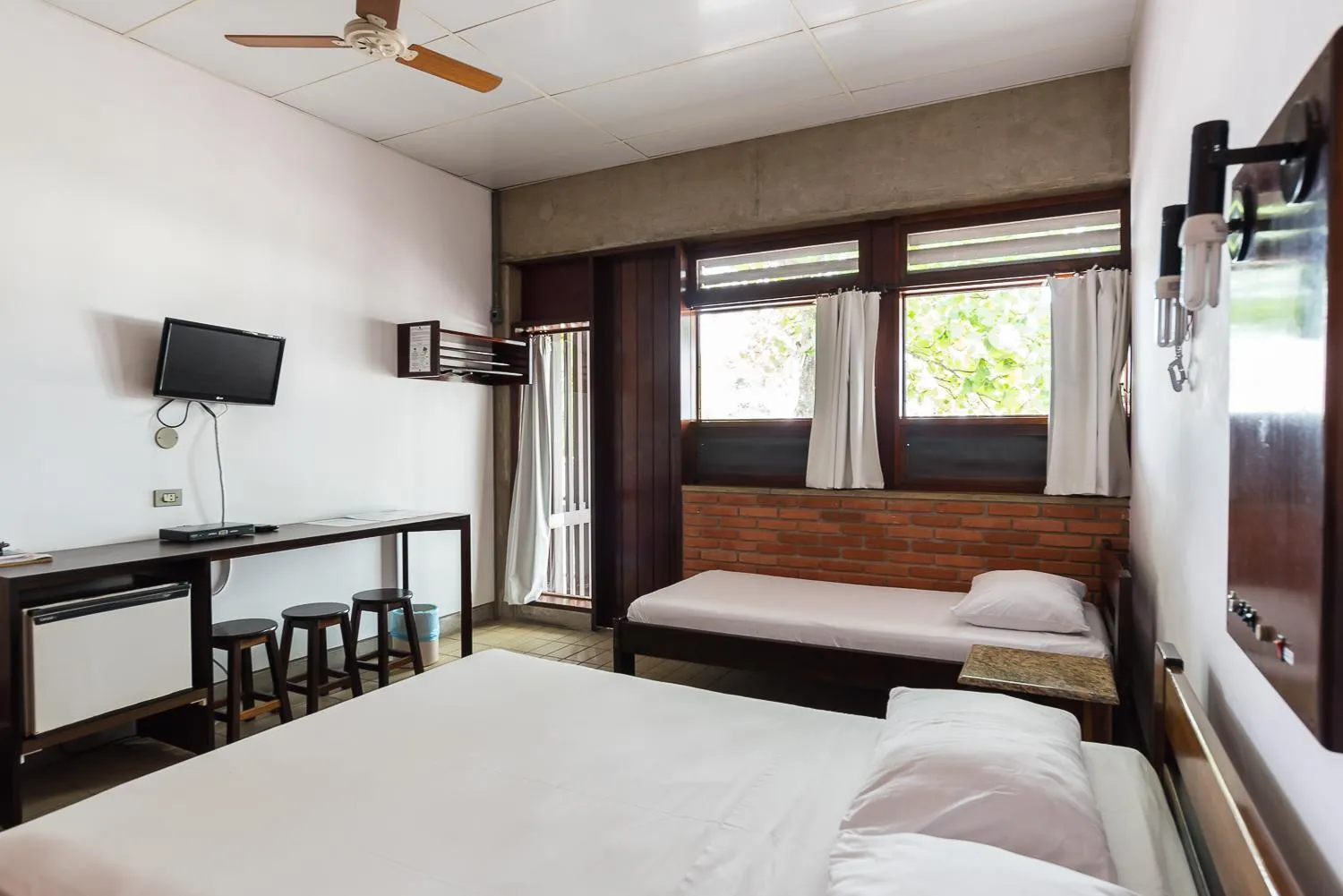 Bed in Mira Maré Praia Hotel