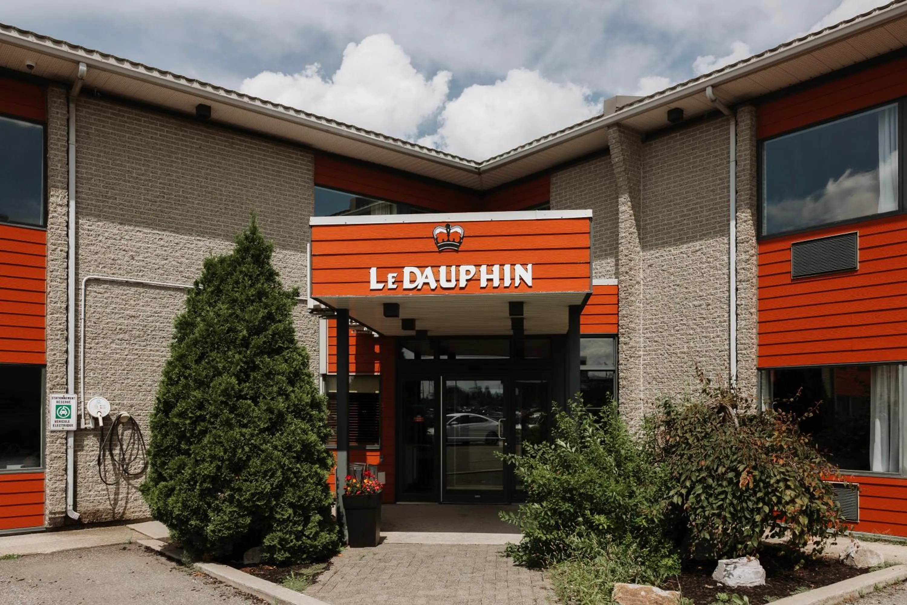 Le Dauphin St-Hyacinthe