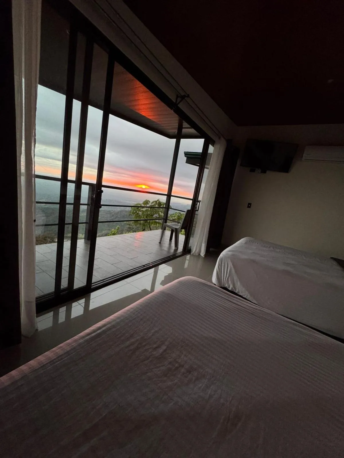 View (from property/room), Bed in Casa Linda Vista