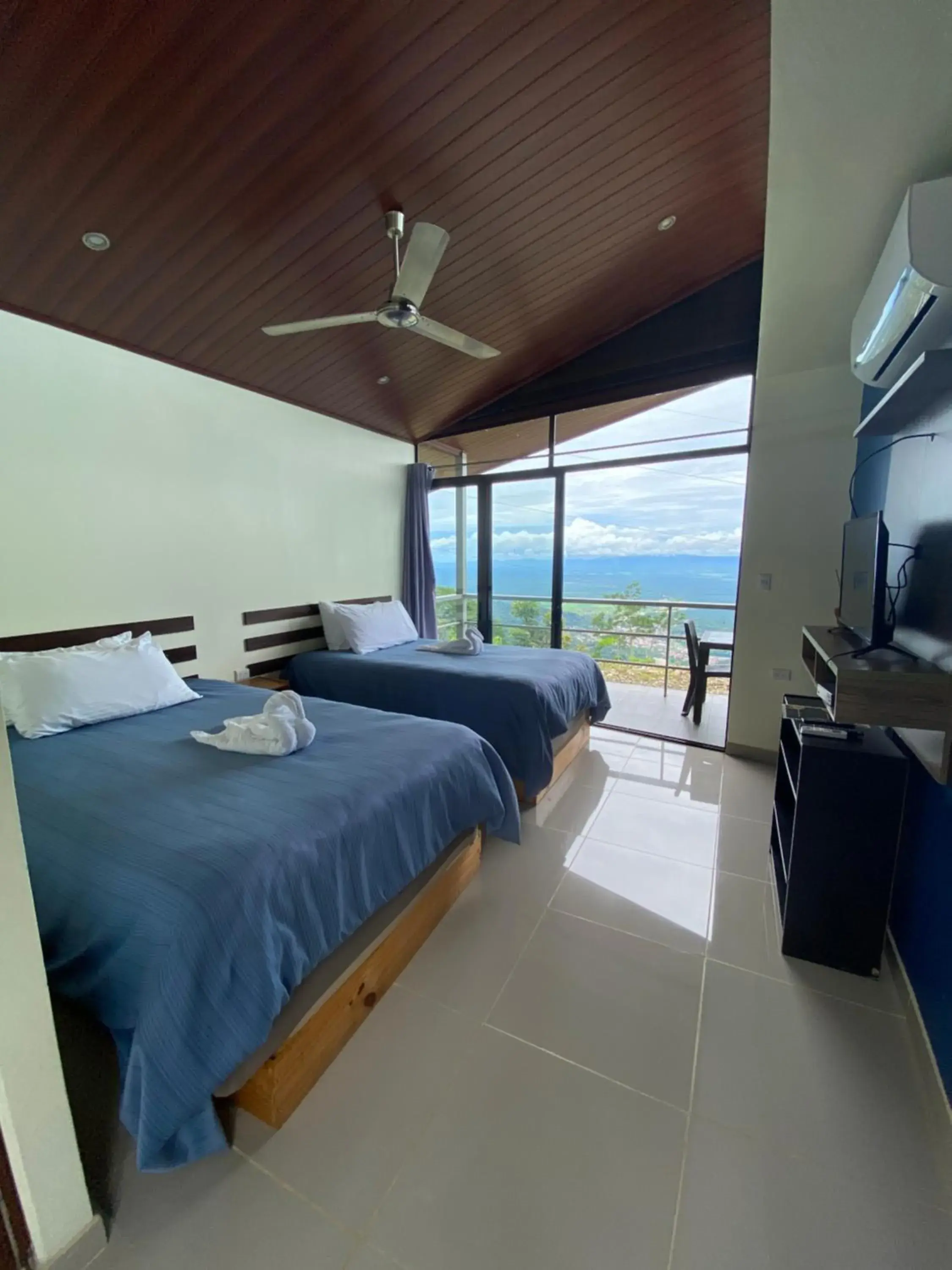 Double Room with Two Double Beds in Casa Linda Vista Double Room with Two Double Beds in Casa Linda Vista