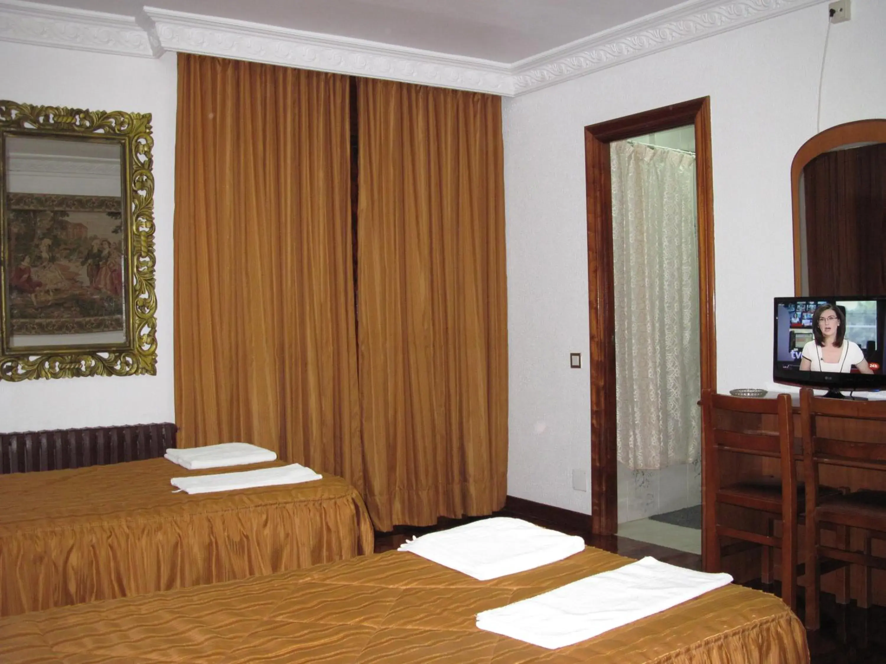 Twin Room in Hotel Antoyana Twin Room in Hotel Antoyana