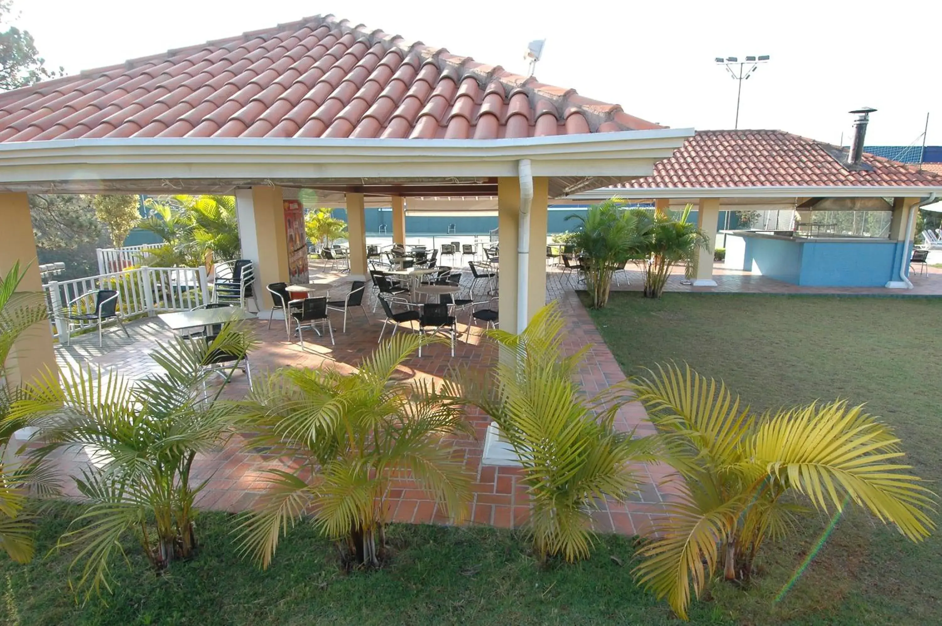 Facade/entrance in Vitória Hotel Convention Indaiatuba Facade/entrance in Vitória Hotel Convention Indaiatuba