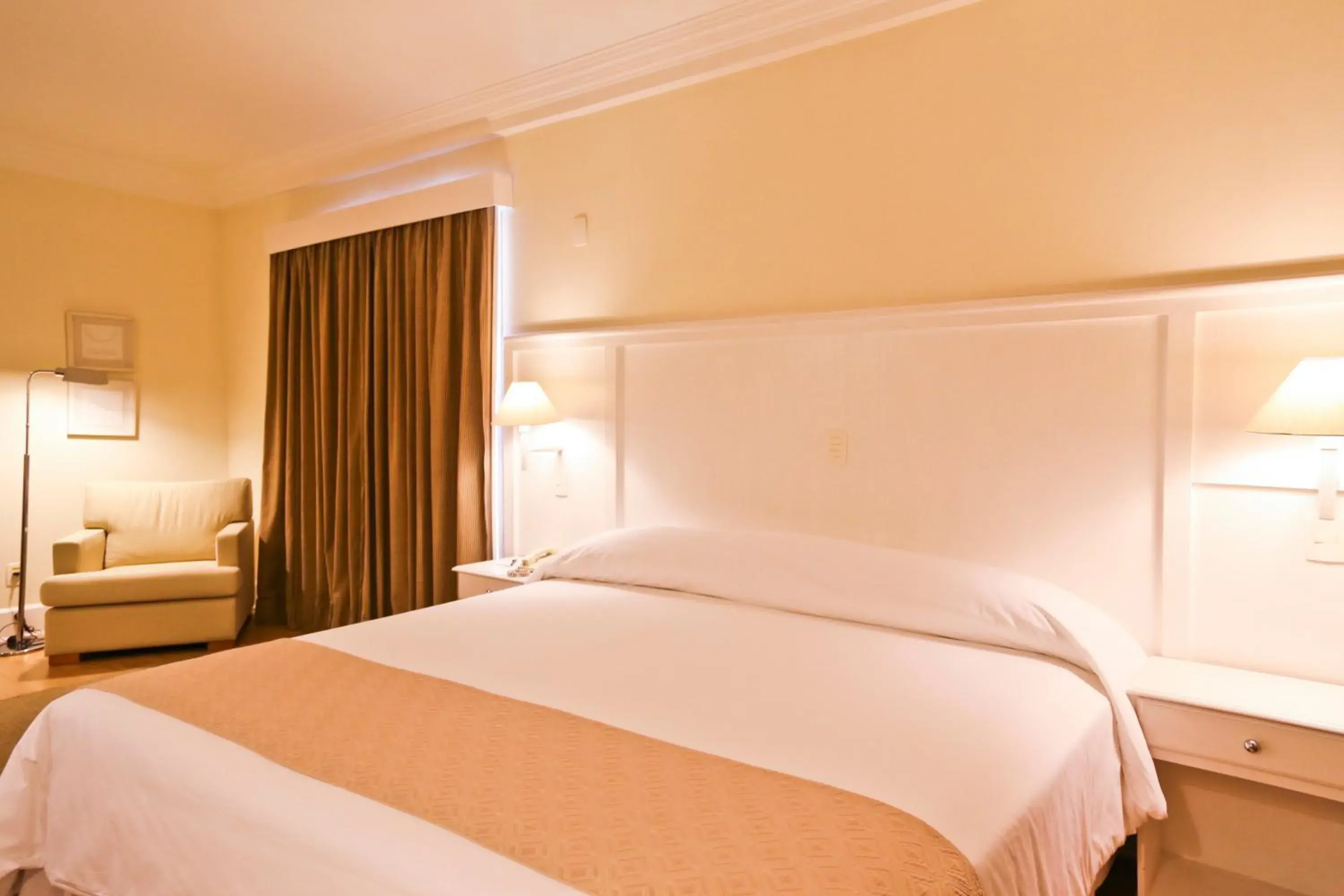 Photo of the whole room, Bed in Vitória Hotel Convention Indaiatuba Photo of the whole room, Bed in Vitória Hotel Convention Indaiatuba