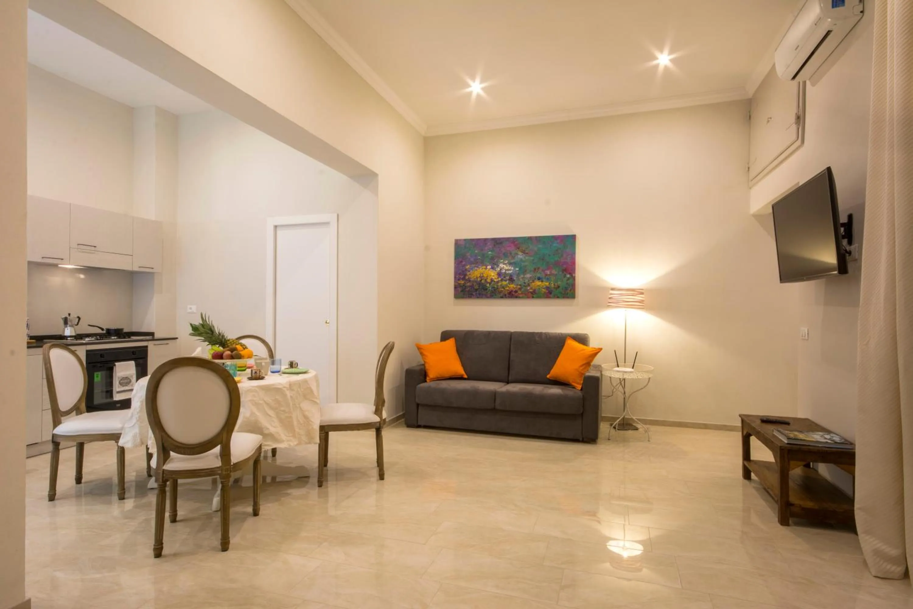 Kitchen or kitchenette in Iris Apartments by Mmega