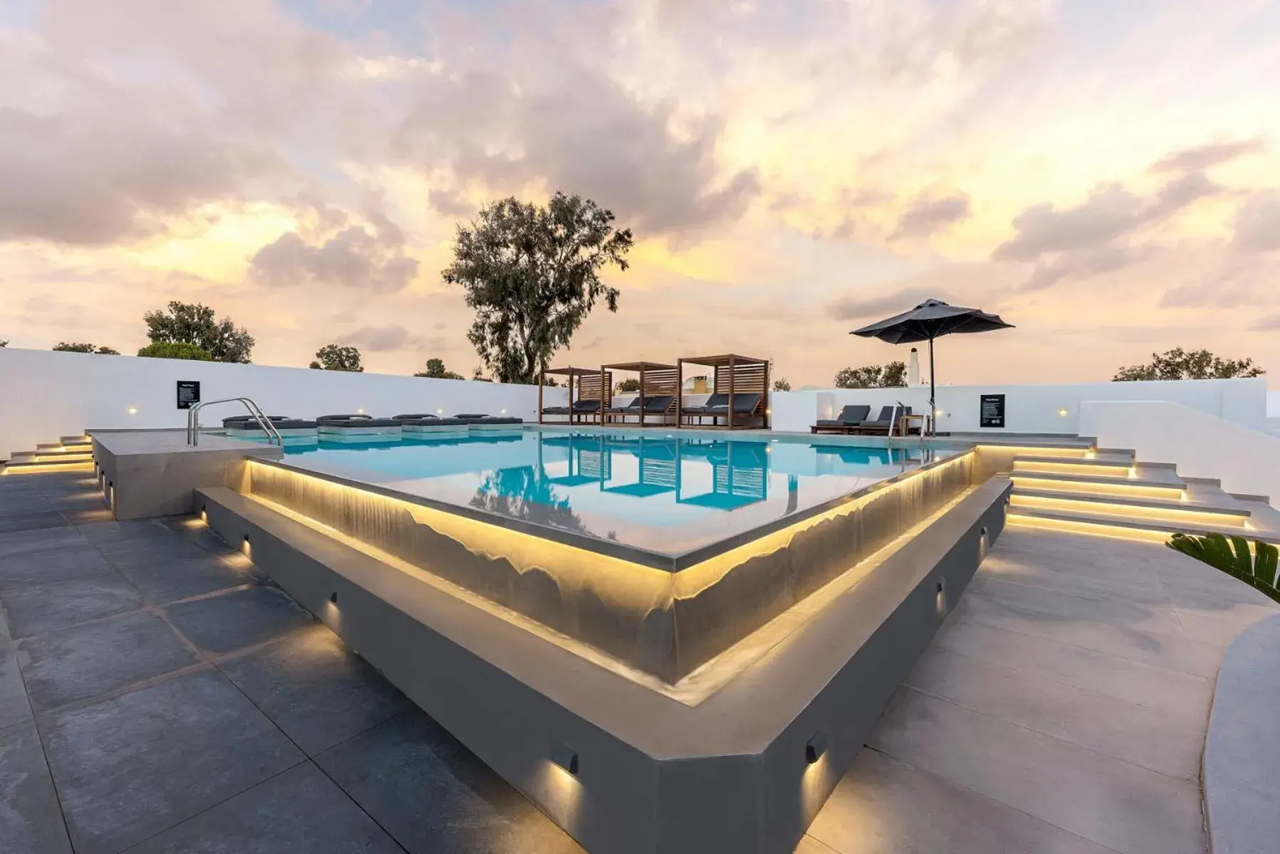 Pool view in Kalisti Hotel & Suites Pool view in Kalisti Hotel & Suites