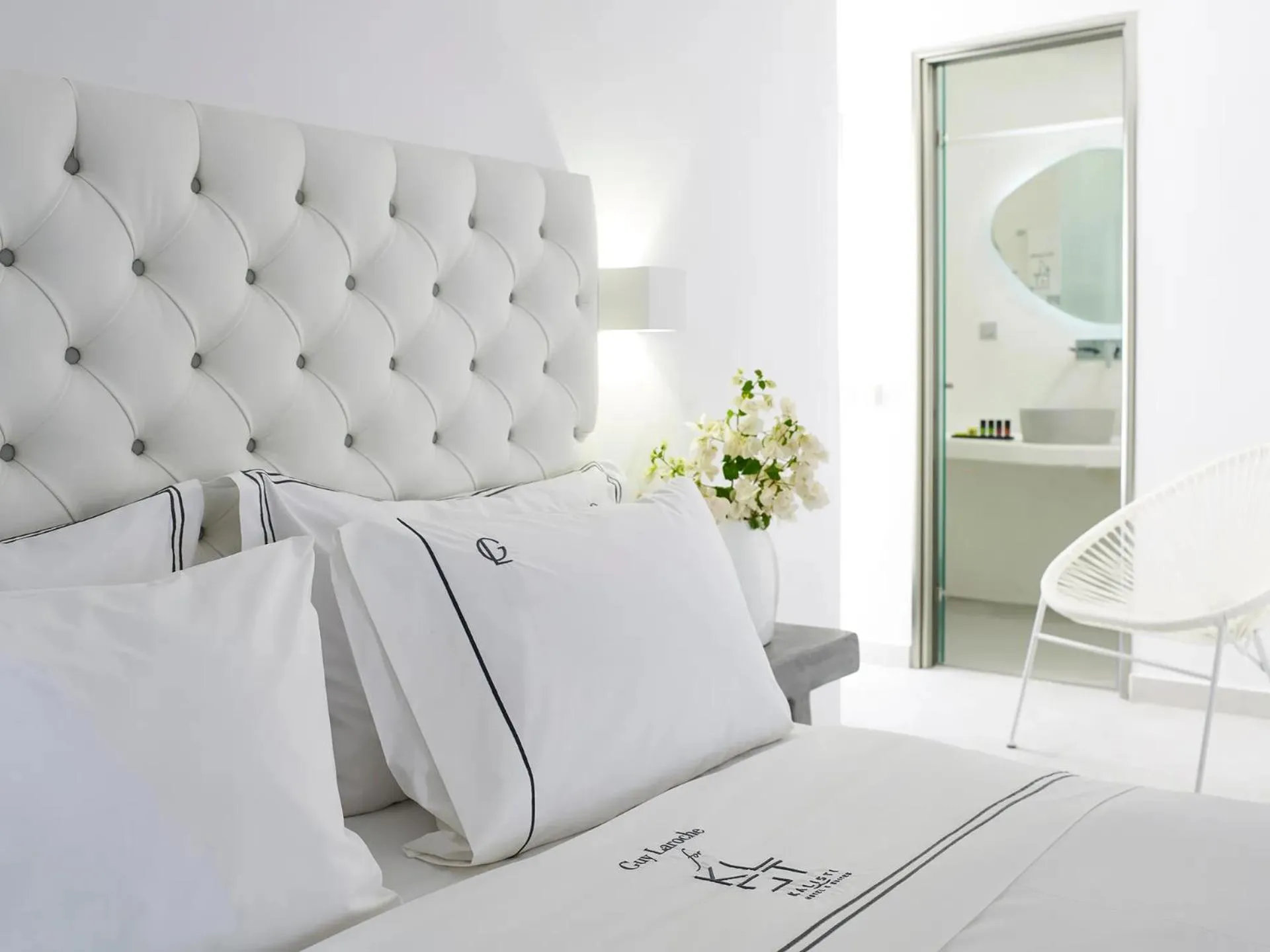 Bed in Kalisti Hotel & Suites