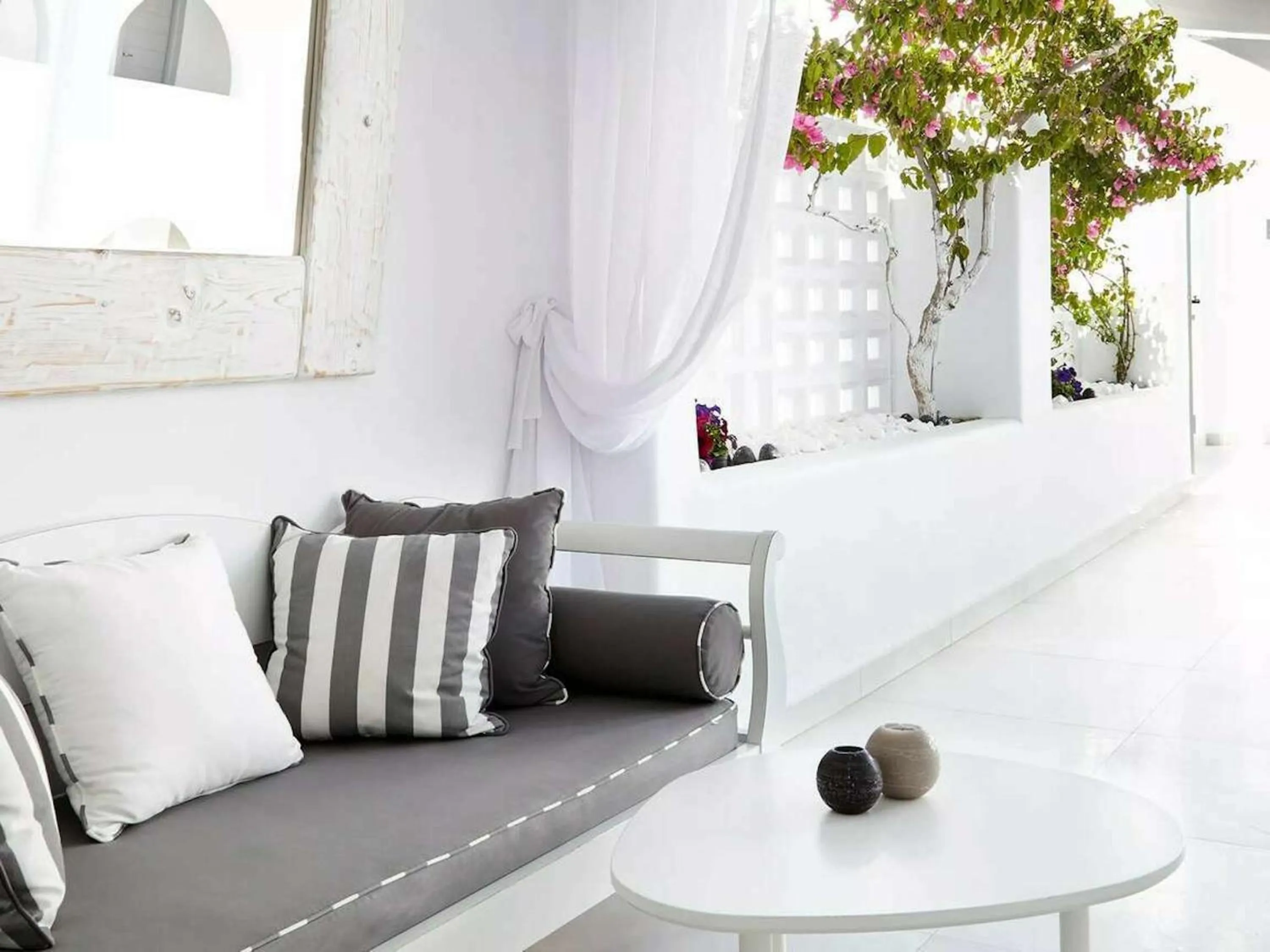 Decorative detail in Kalisti Hotel & Suites