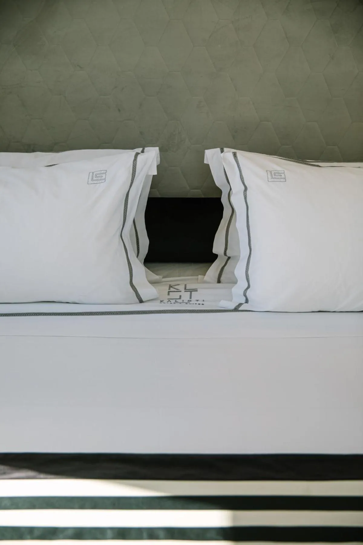 Bed in Kalisti Hotel & Suites