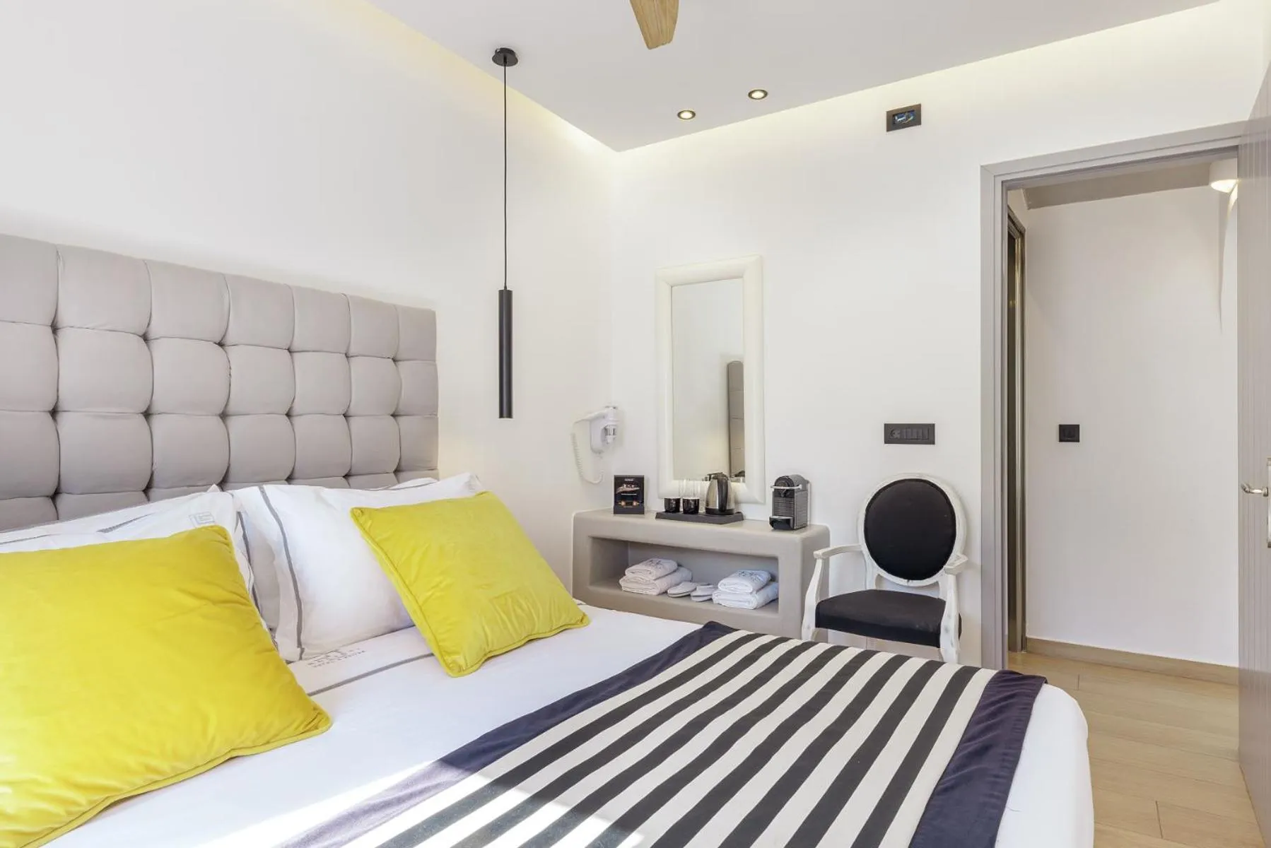 Bed in Kalisti Hotel & Suites