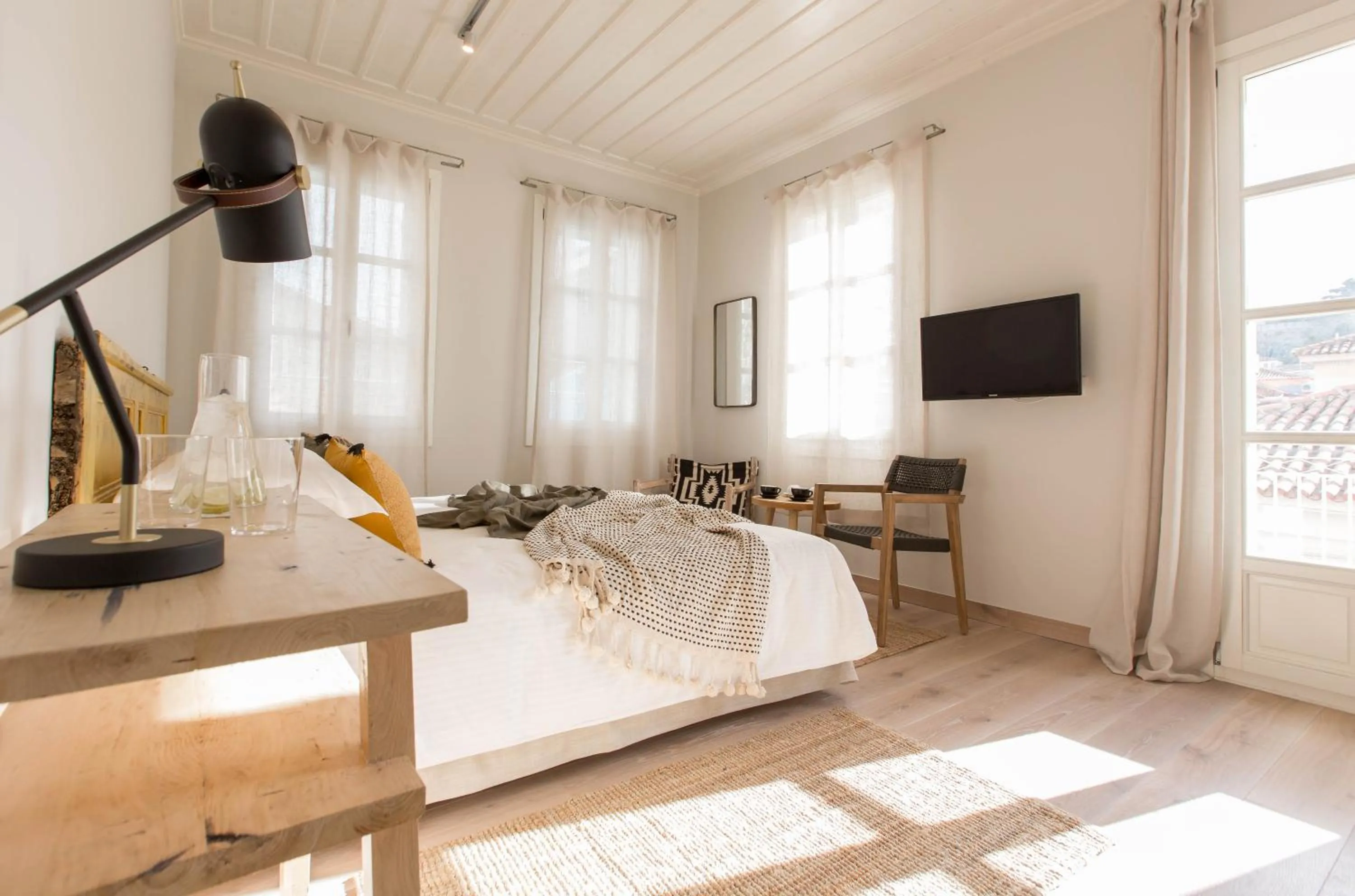 Bed in Amymone Suites