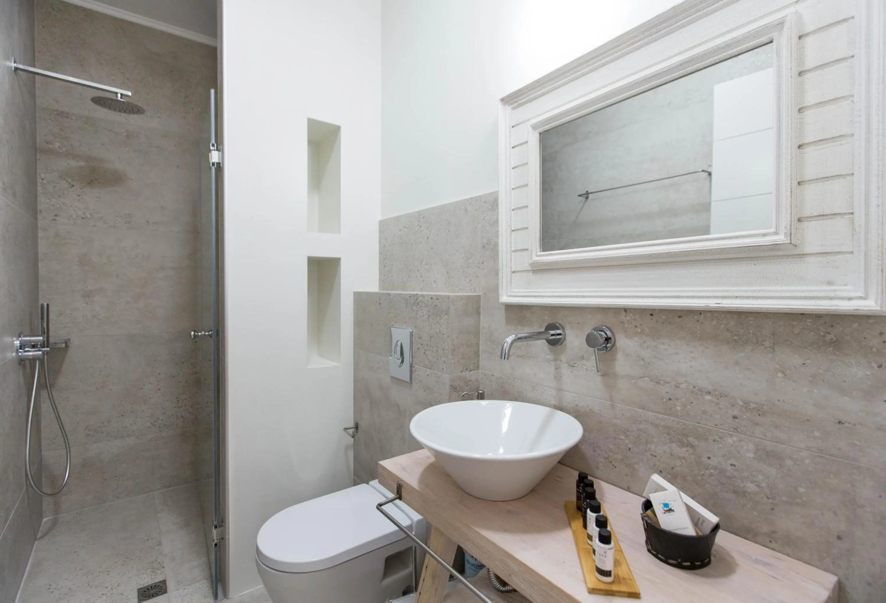 Shower in Amymone Suites