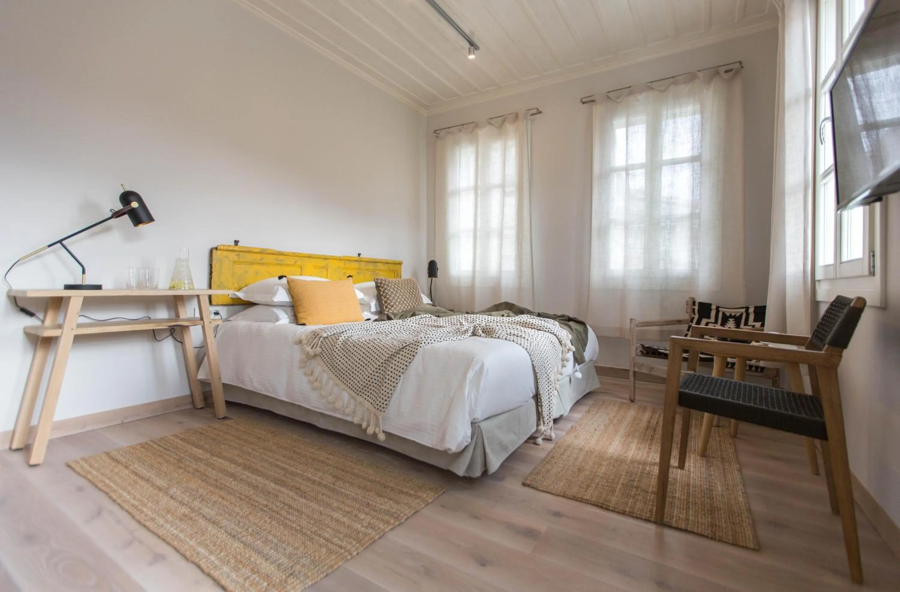 Photo of the whole room, Bed in Amymone Suites