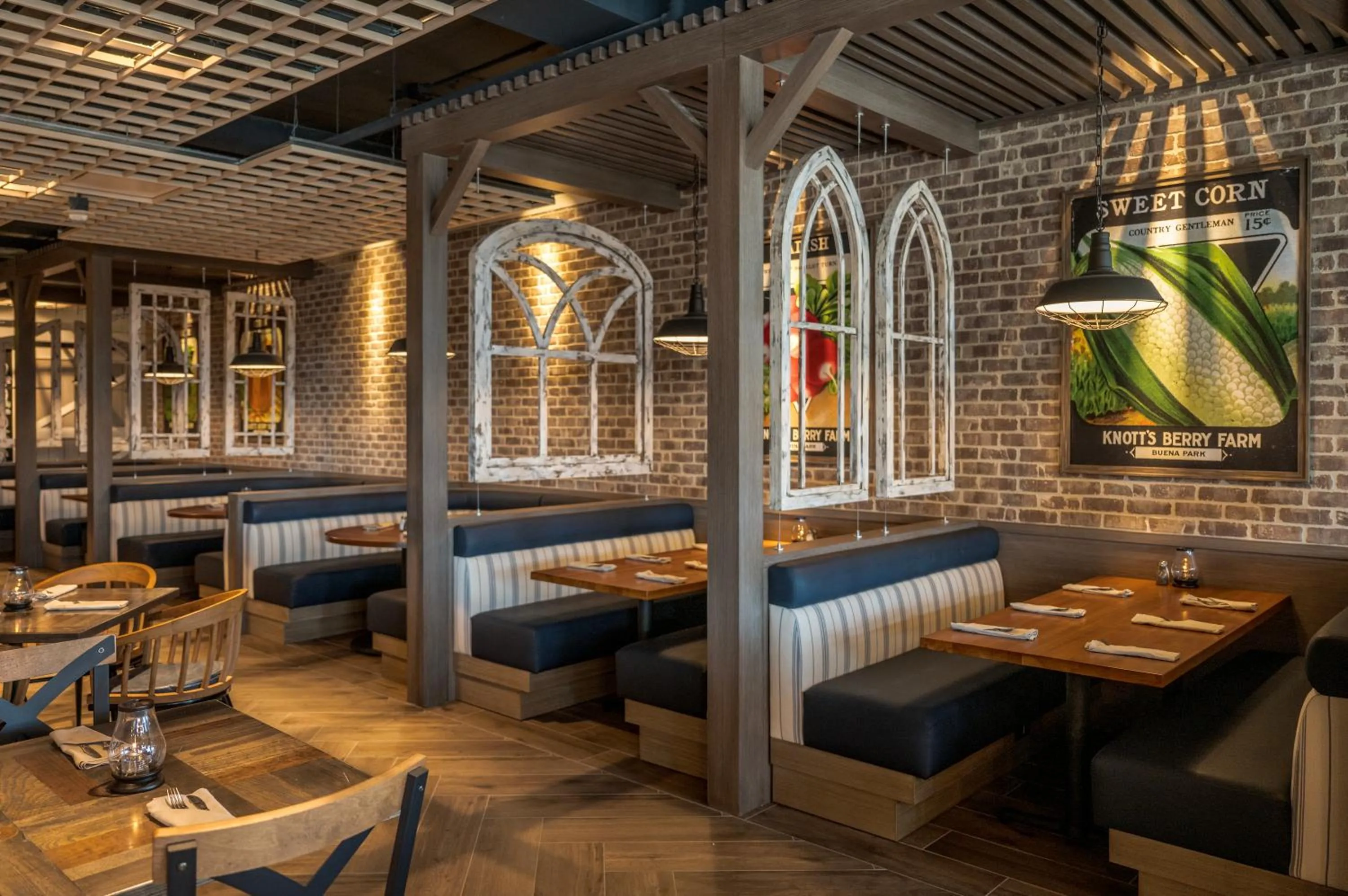 Restaurant/places to eat in Knott's Hotel