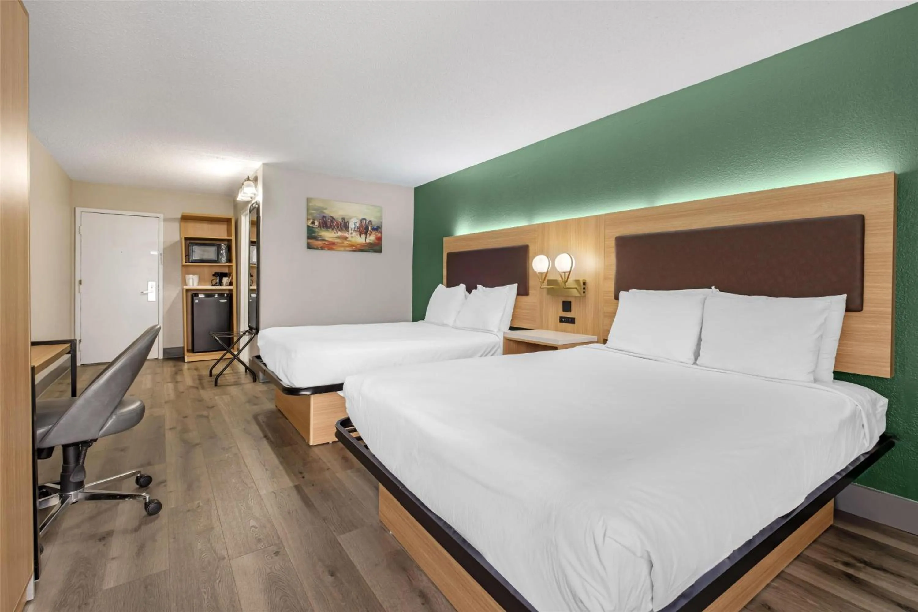 Bedroom in Best Western Richmond Hotel