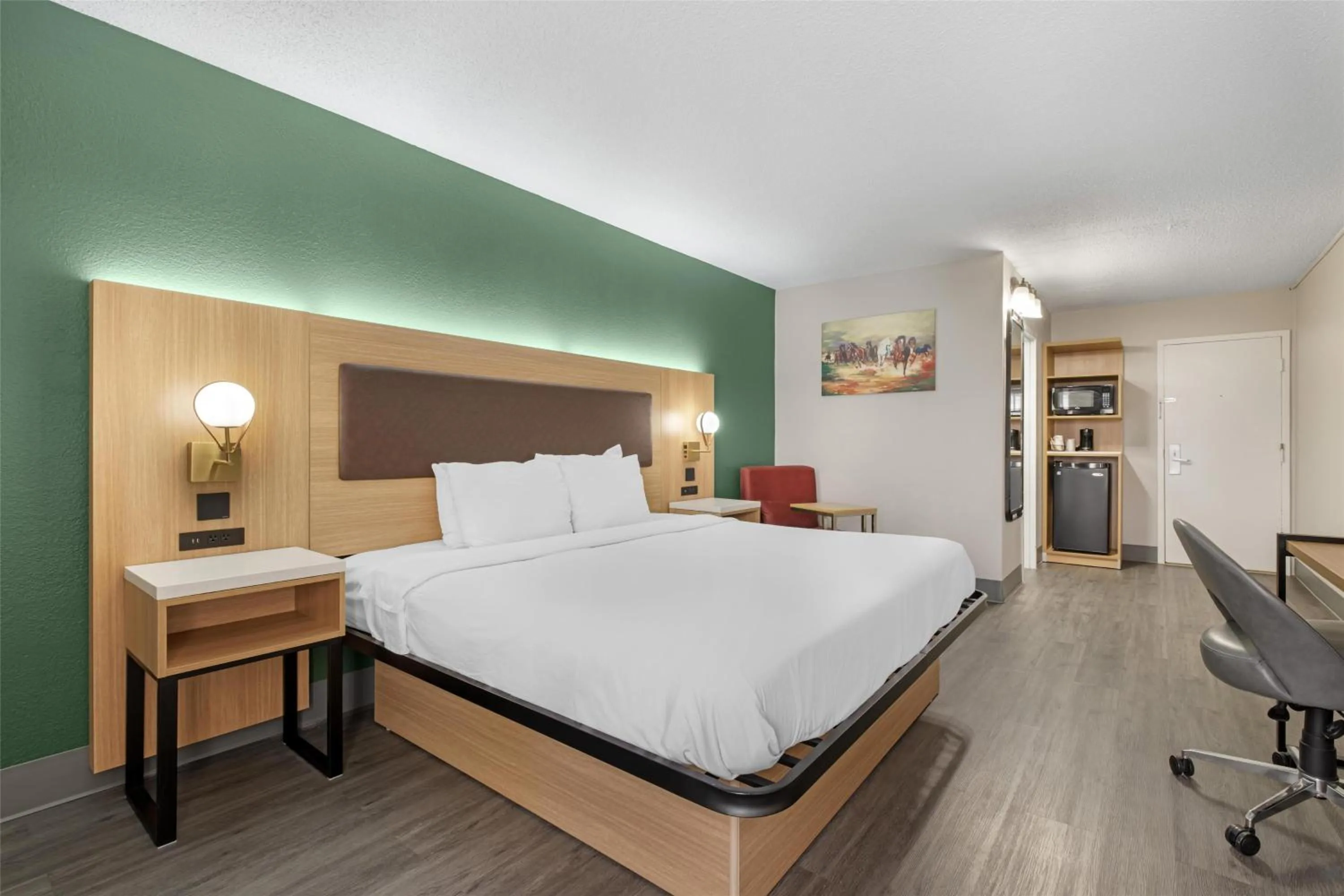 Bedroom in Best Western Richmond Hotel