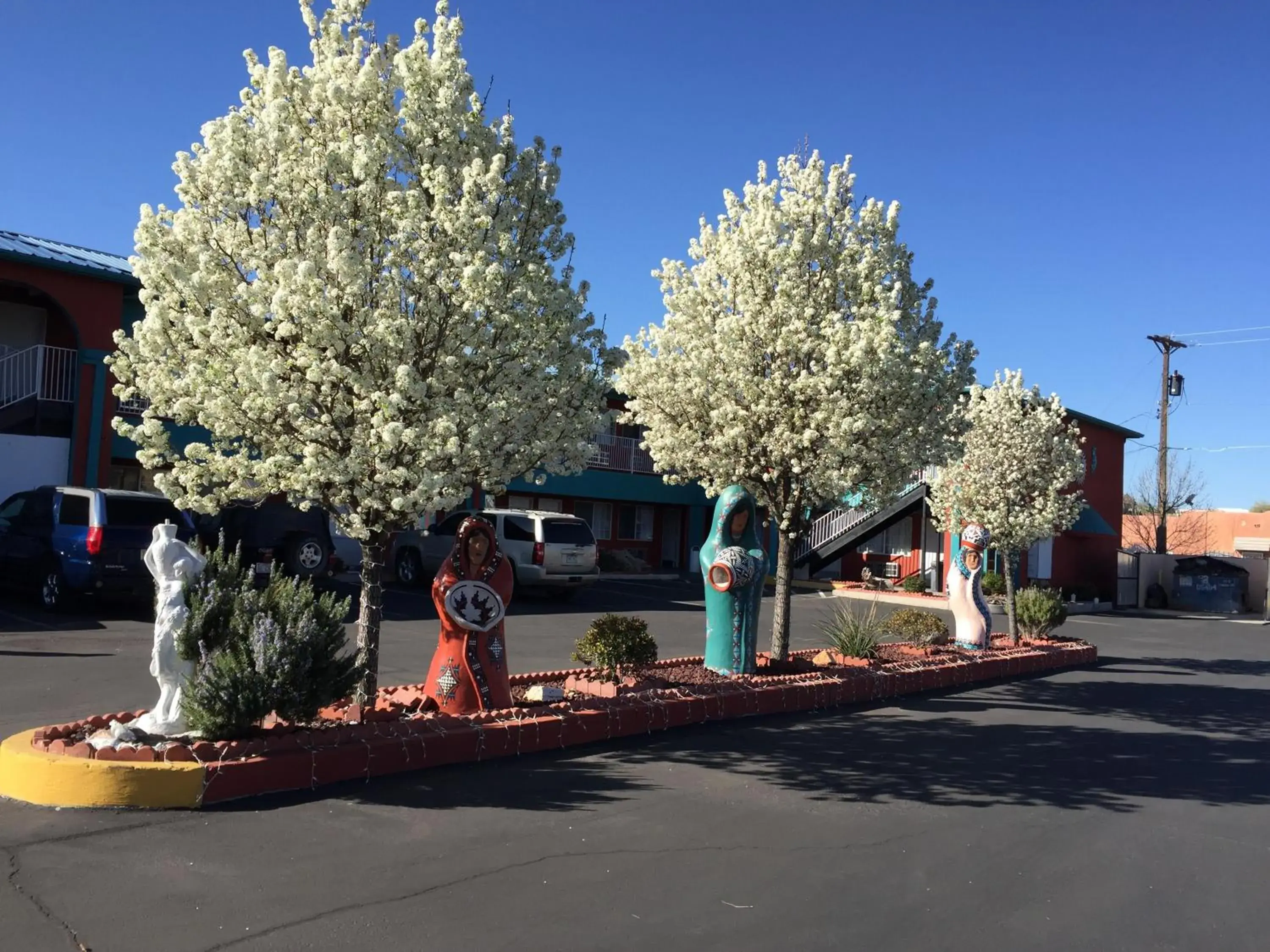 Facade/entrance in Sandia Peak Inn Old Town ABQ, a Howard Johnson by Wyndham Facade/entrance in Sandia Peak Inn Old Town ABQ, a Howard Johnson by Wyndham