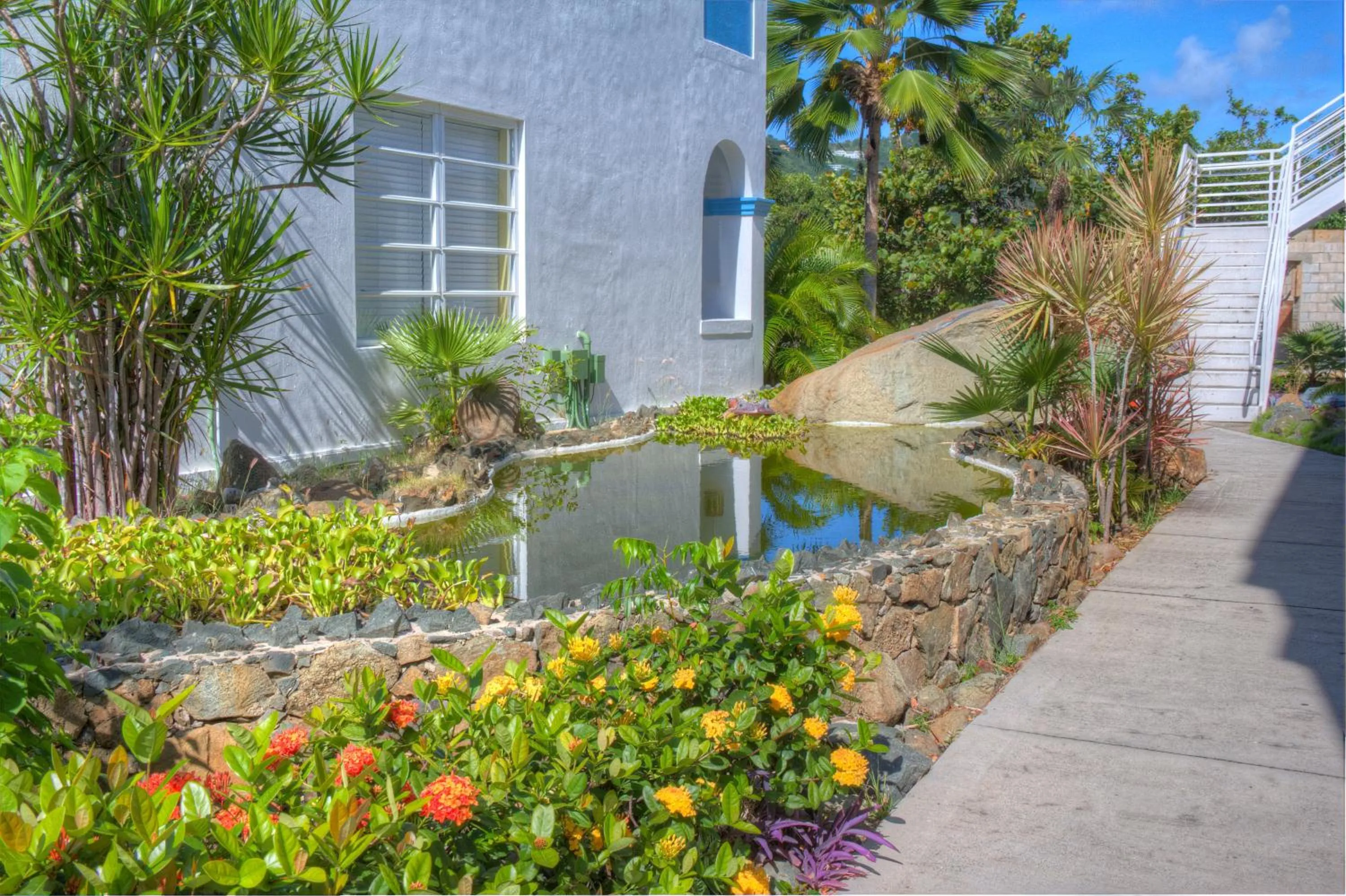 Facade/entrance in Castle Villas at Bluebeards