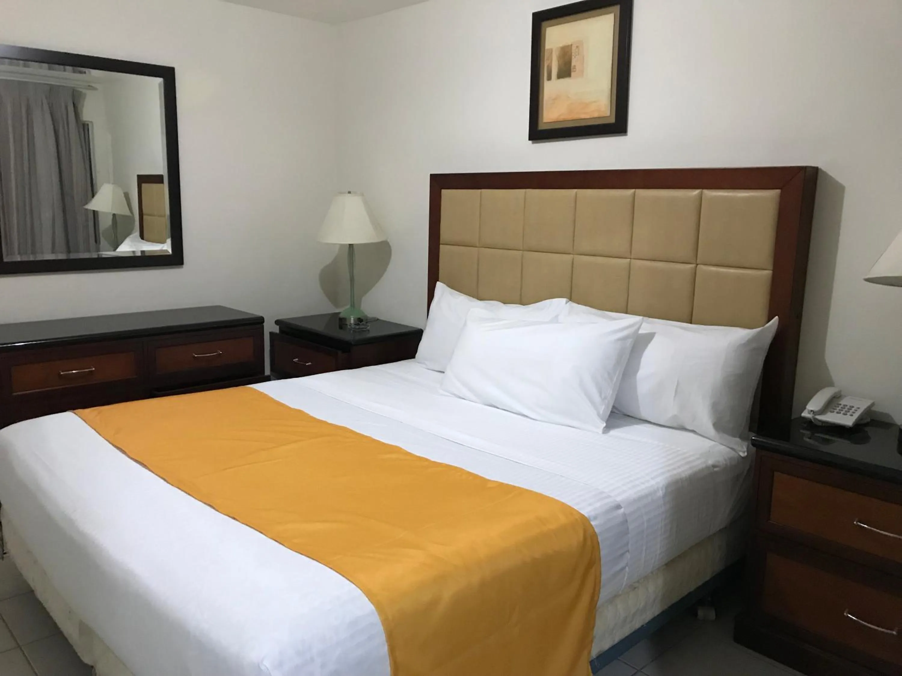 Bed in Hotel Guillen Jr