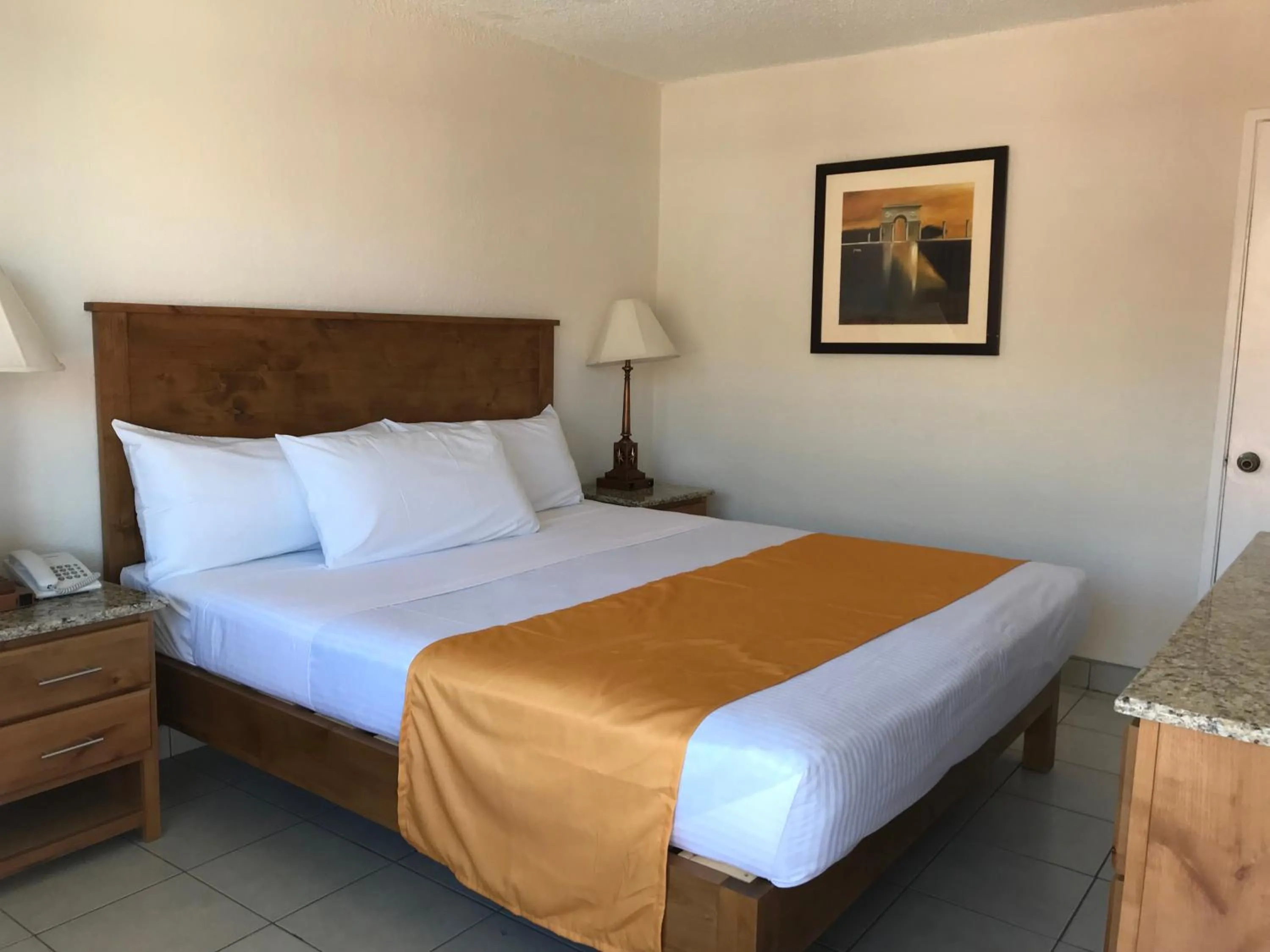 Bed in Hotel Guillen Jr