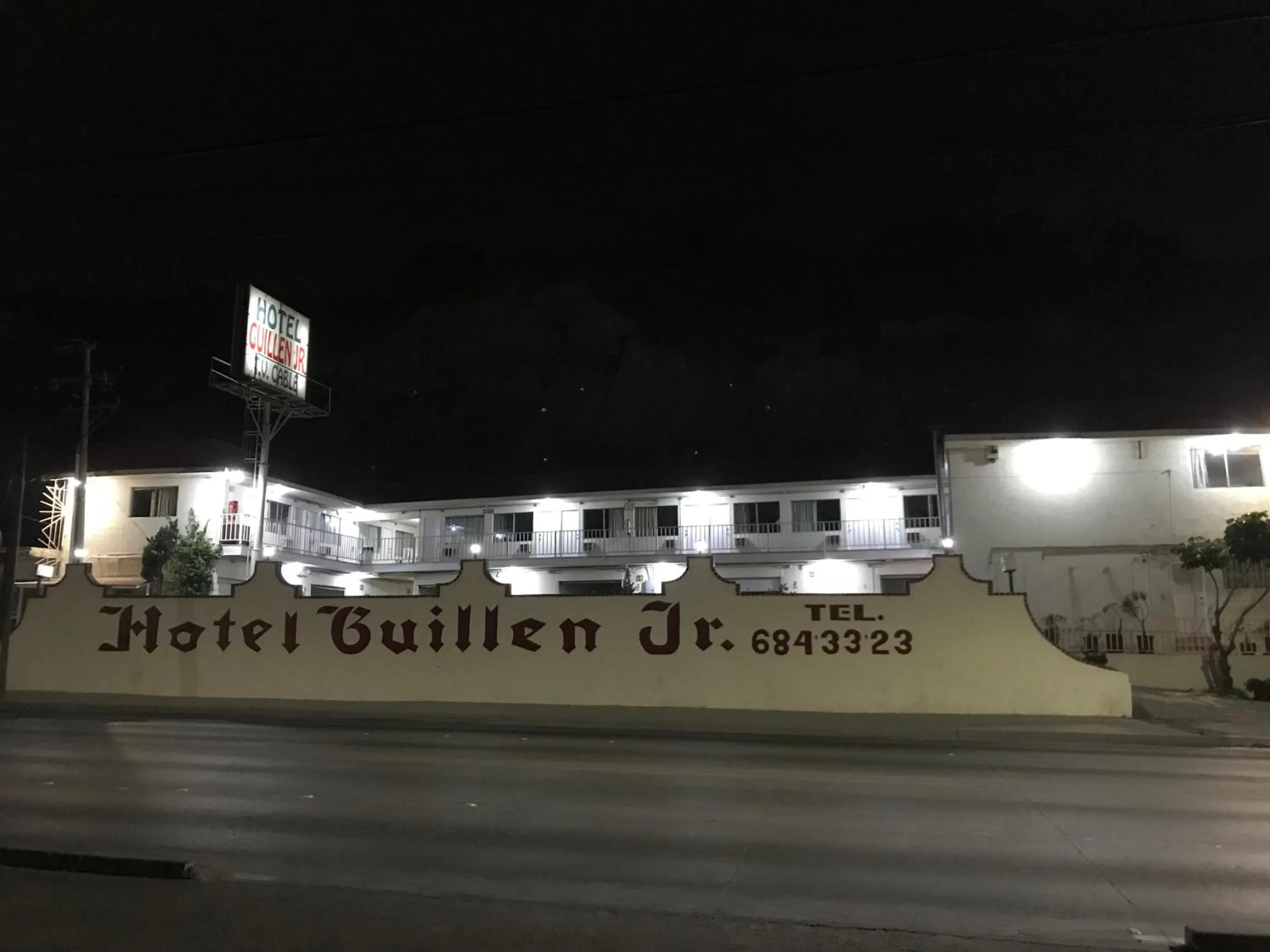 Hotel Guillen Jr