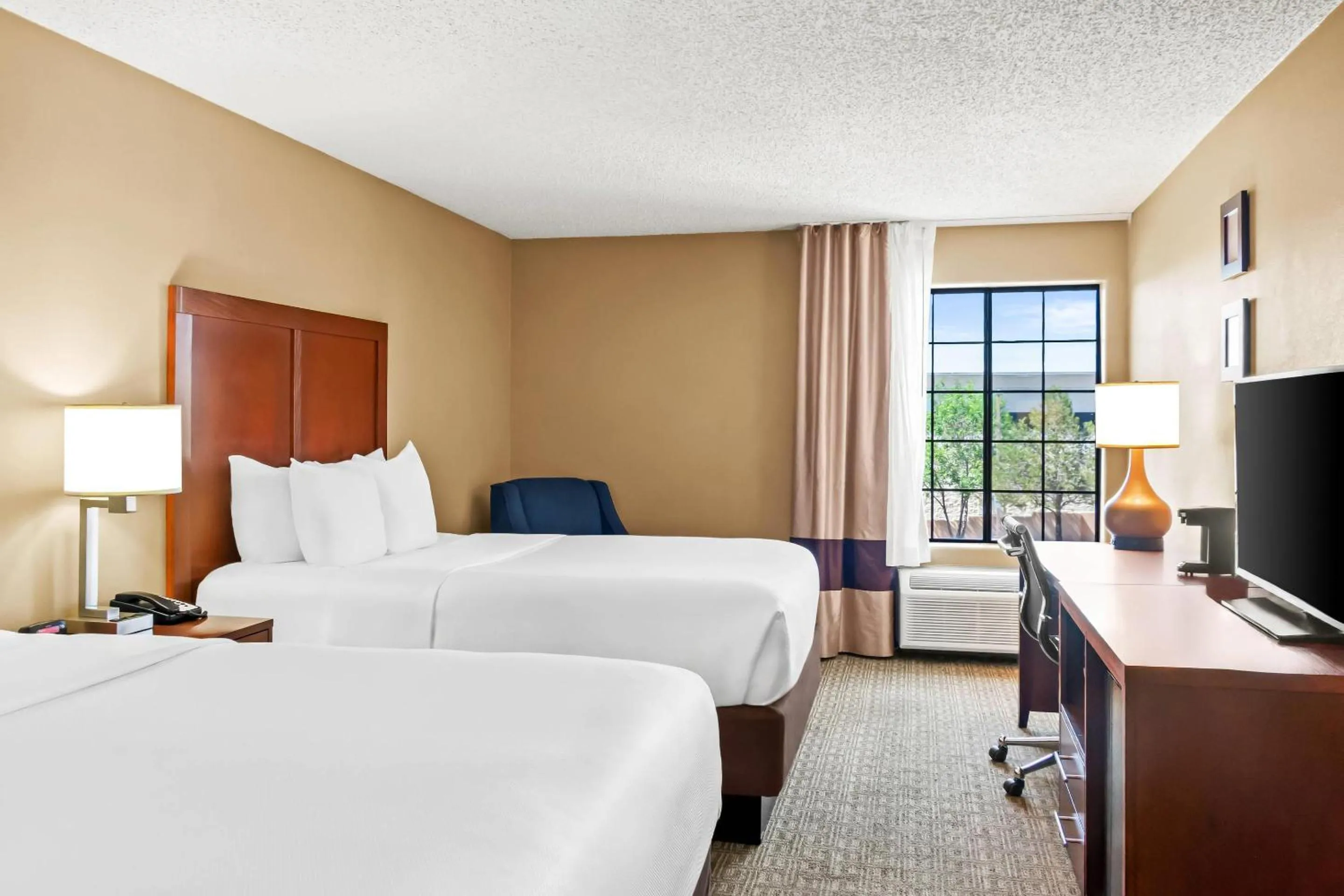 Bedroom, Bed in Comfort Inn Santa Fe South