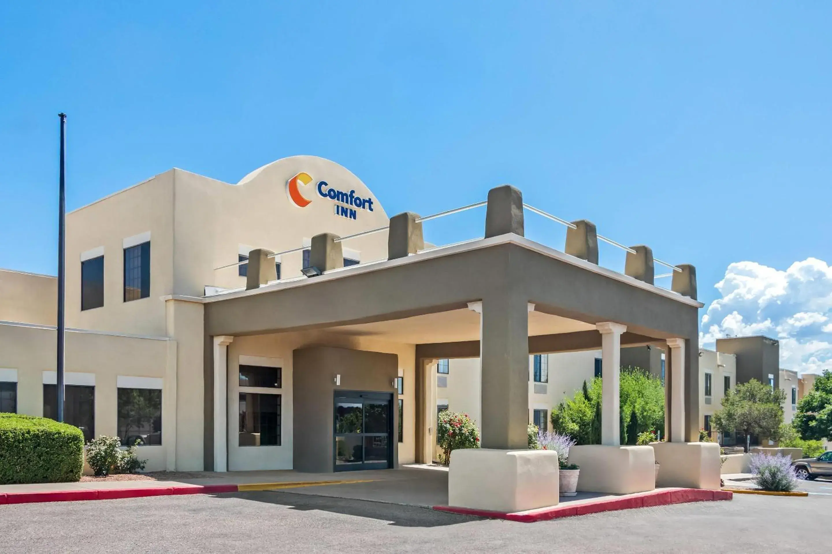 Property building in Comfort Inn Santa Fe South Property building in Comfort Inn Santa Fe South