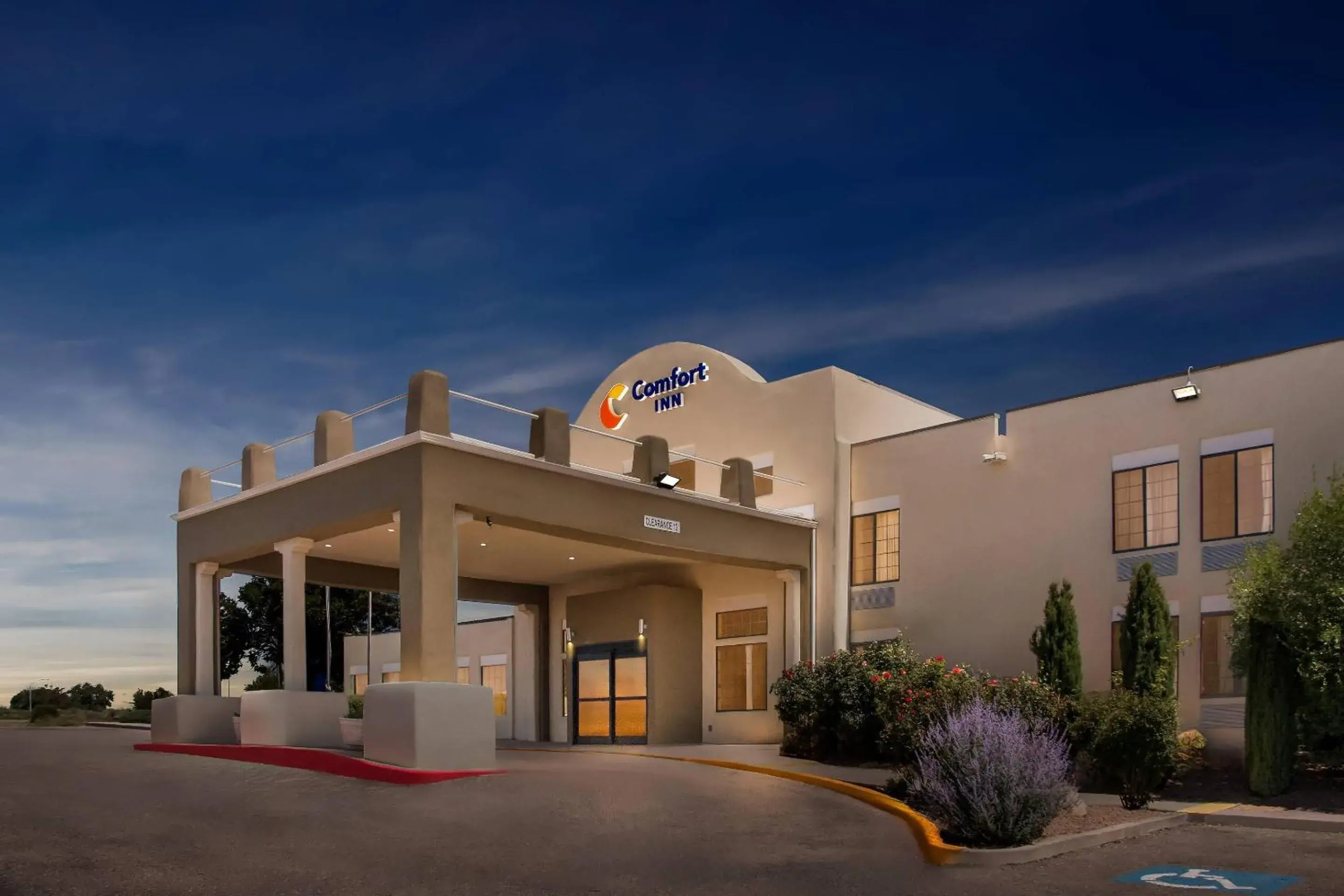 Property building in Comfort Inn Santa Fe South Property building in Comfort Inn Santa Fe South